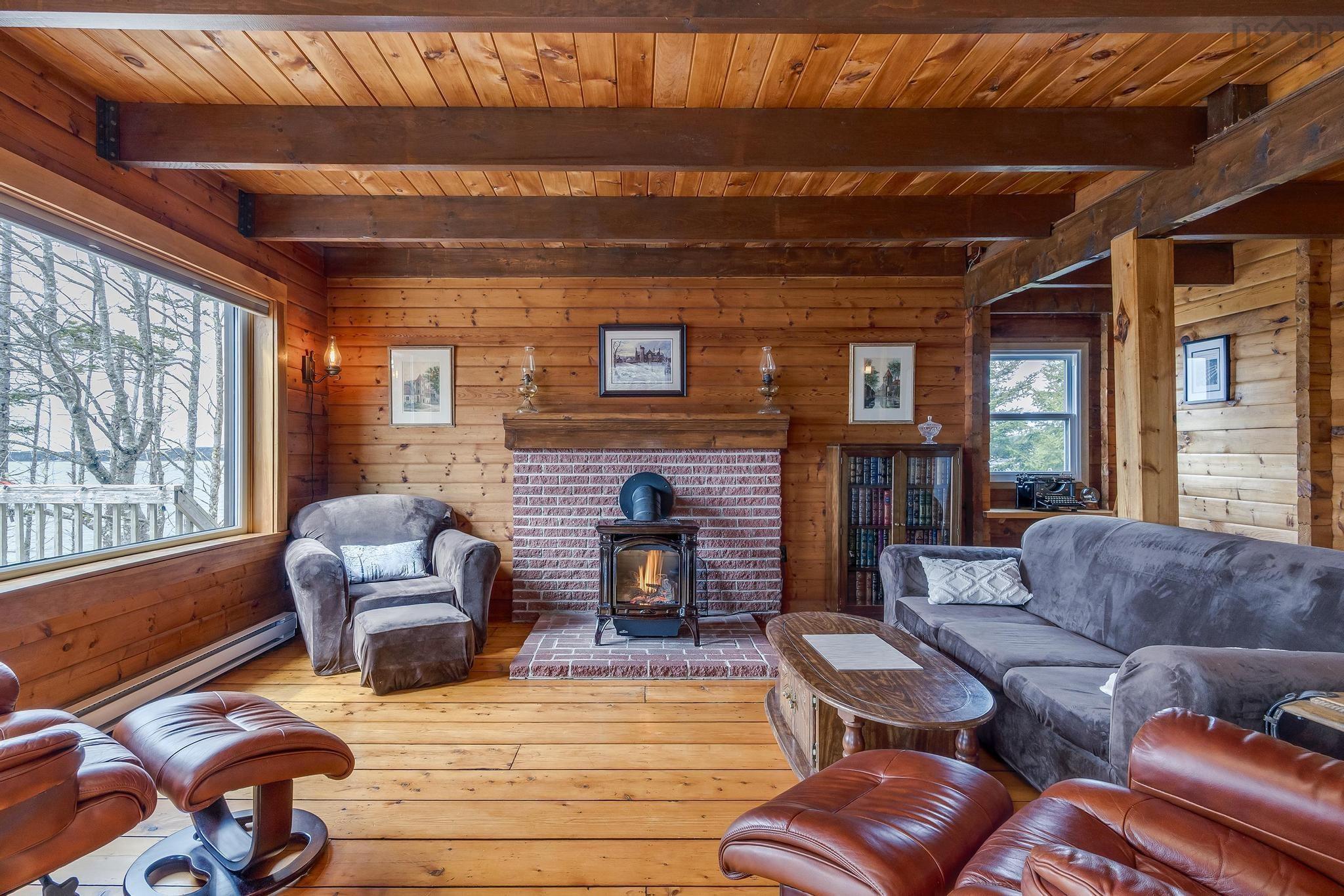 $724,900.00: 208 East Jeddore Road, Oyster Pond