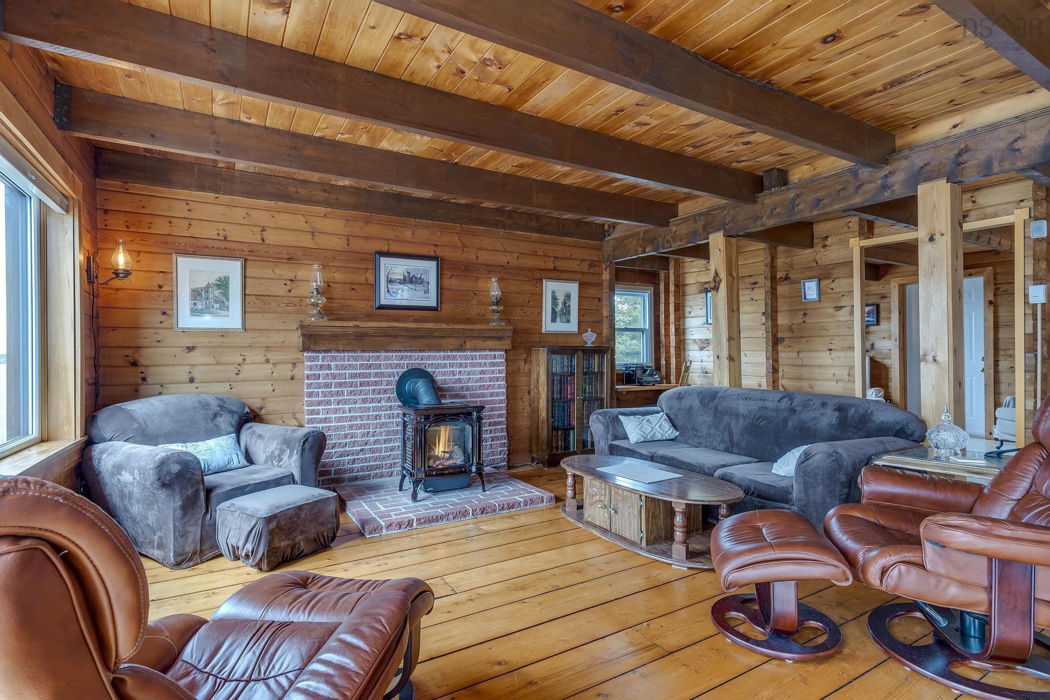 $724,900.00: 208 East Jeddore Road, Oyster Pond
