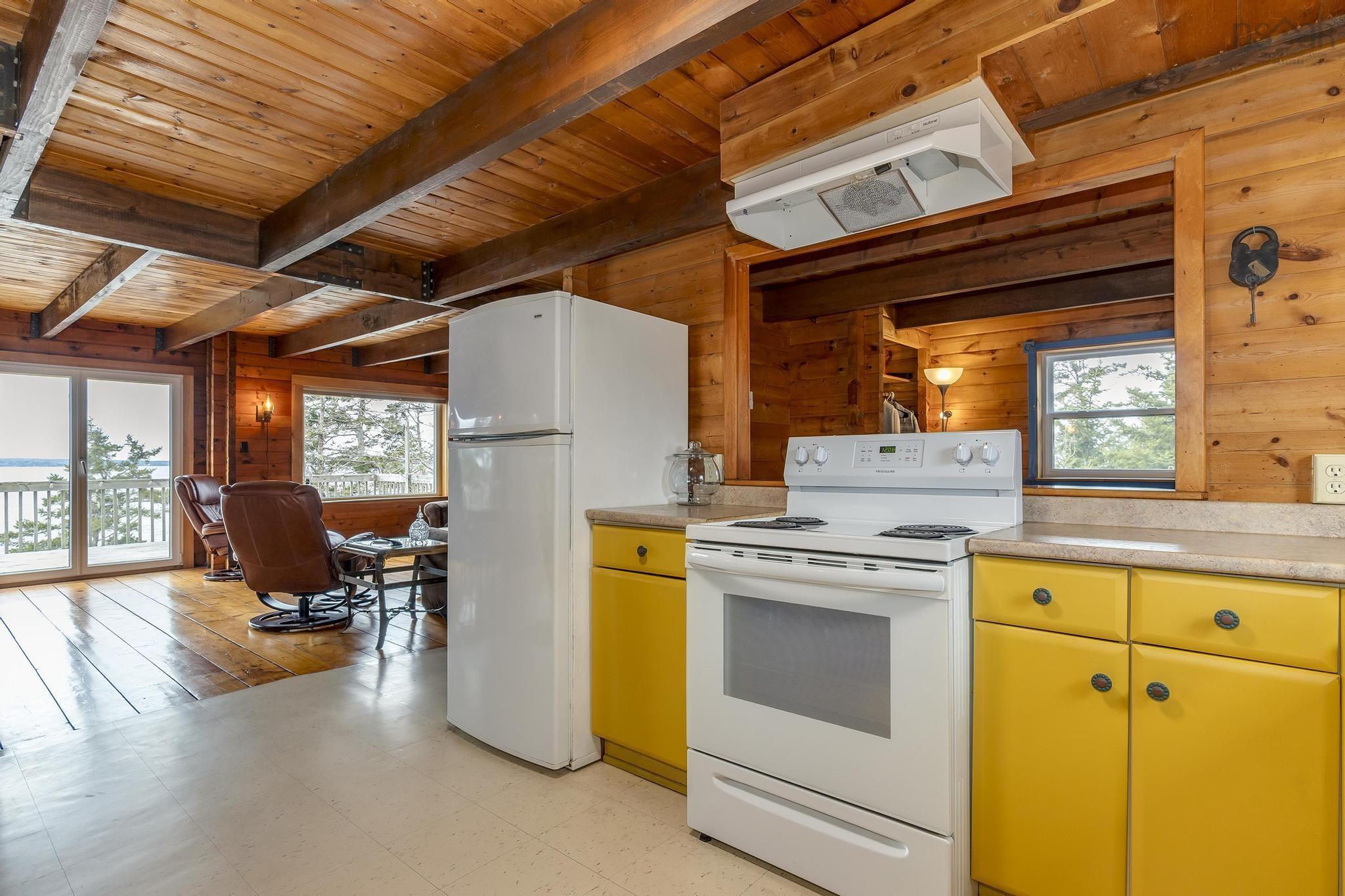 $724,900.00: 208 East Jeddore Road, Oyster Pond