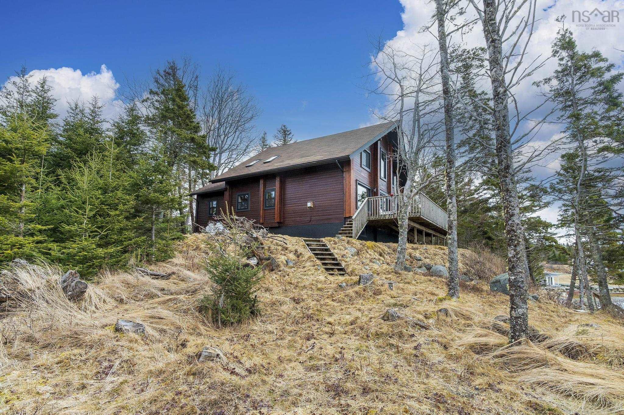 $724,900.00: 208 East Jeddore Road, Oyster Pond