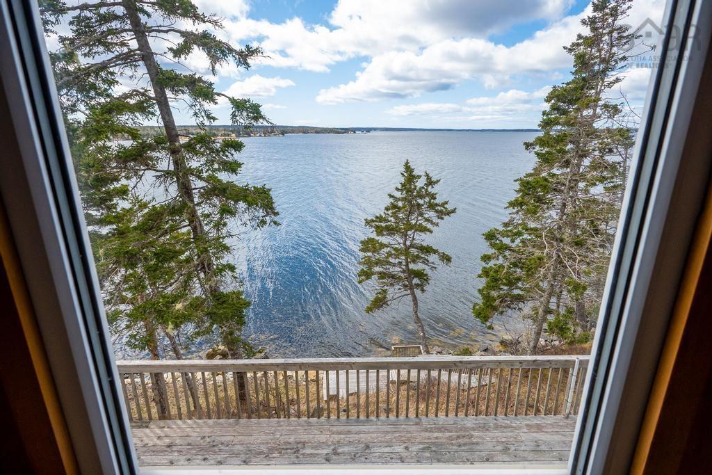 $724,900.00: 208 East Jeddore Road, Oyster Pond