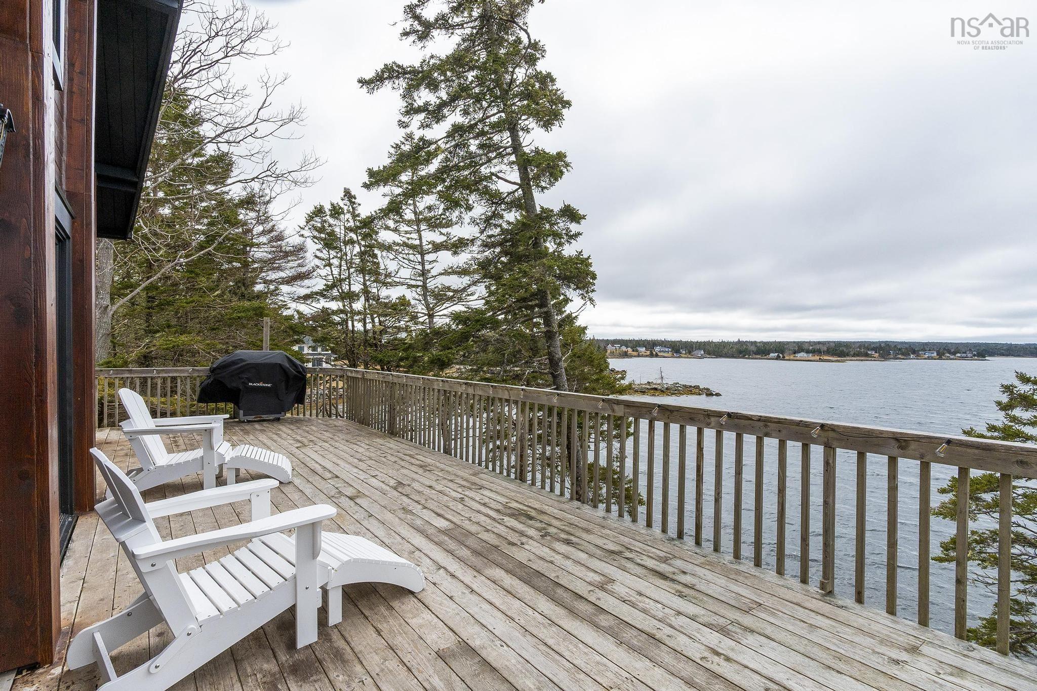 $724,900.00: 208 East Jeddore Road, Oyster Pond