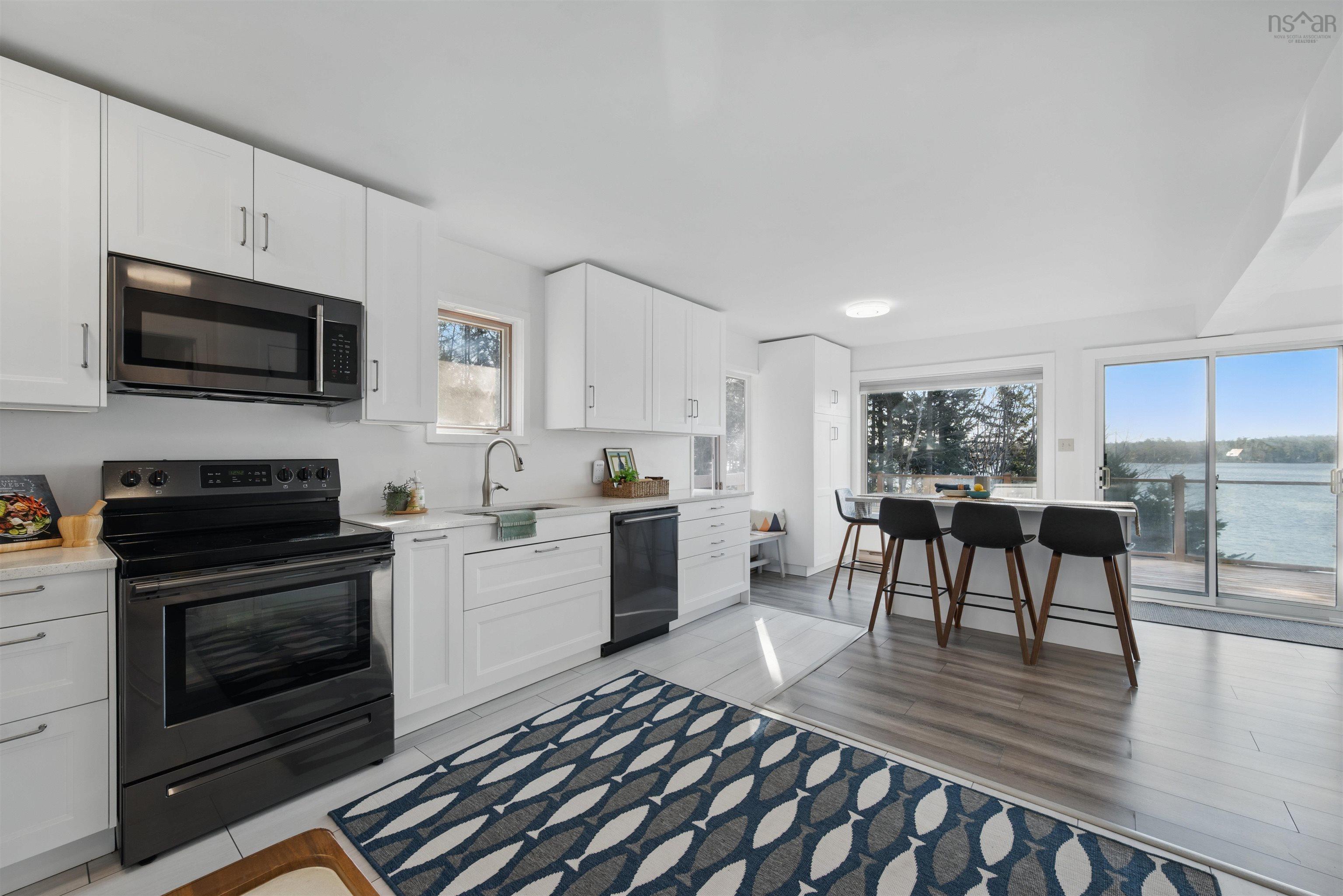 $589,000.00: 230 Douglaswood Drive, Lakelands