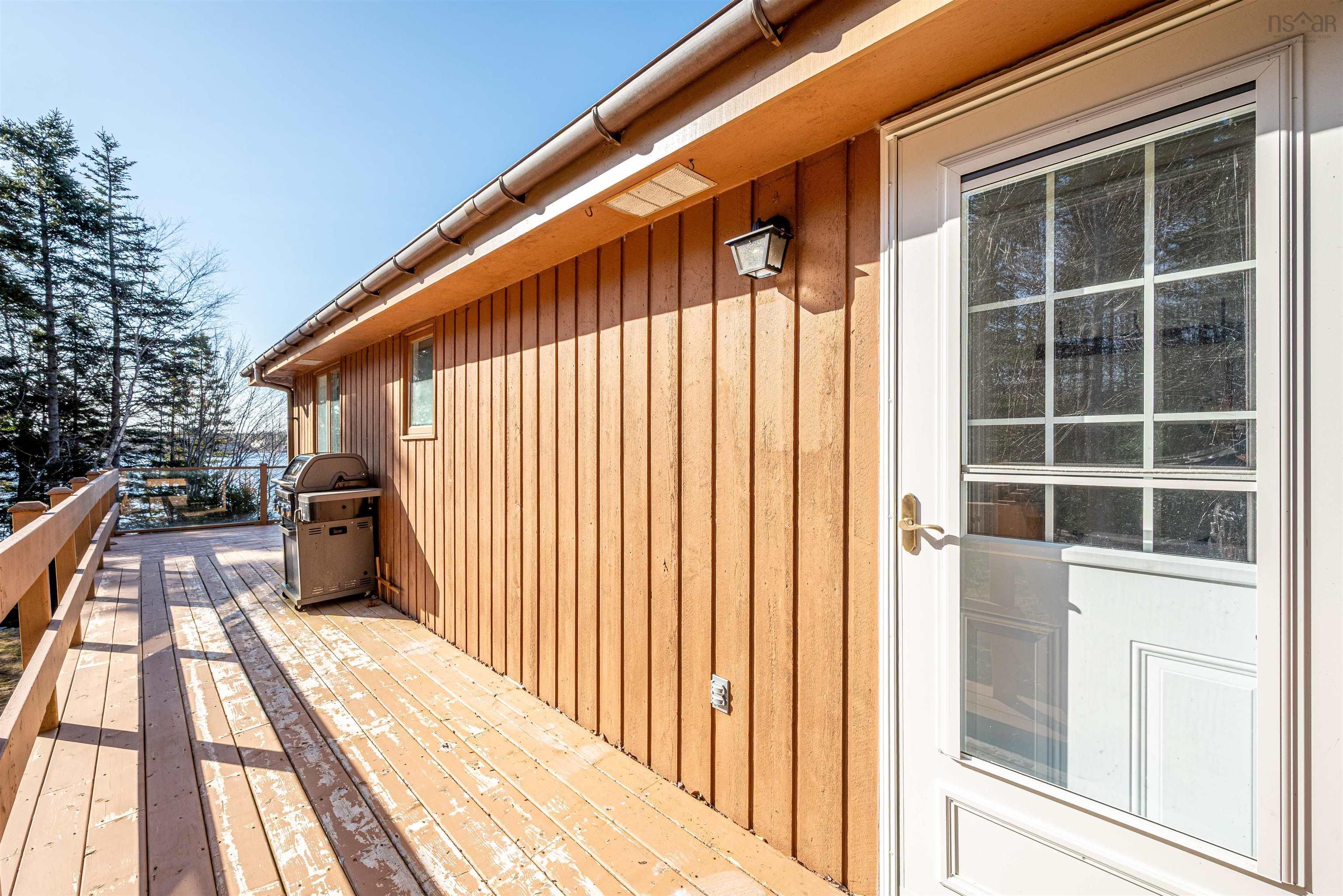 $589,000.00: 230 Douglaswood Drive, Lakelands