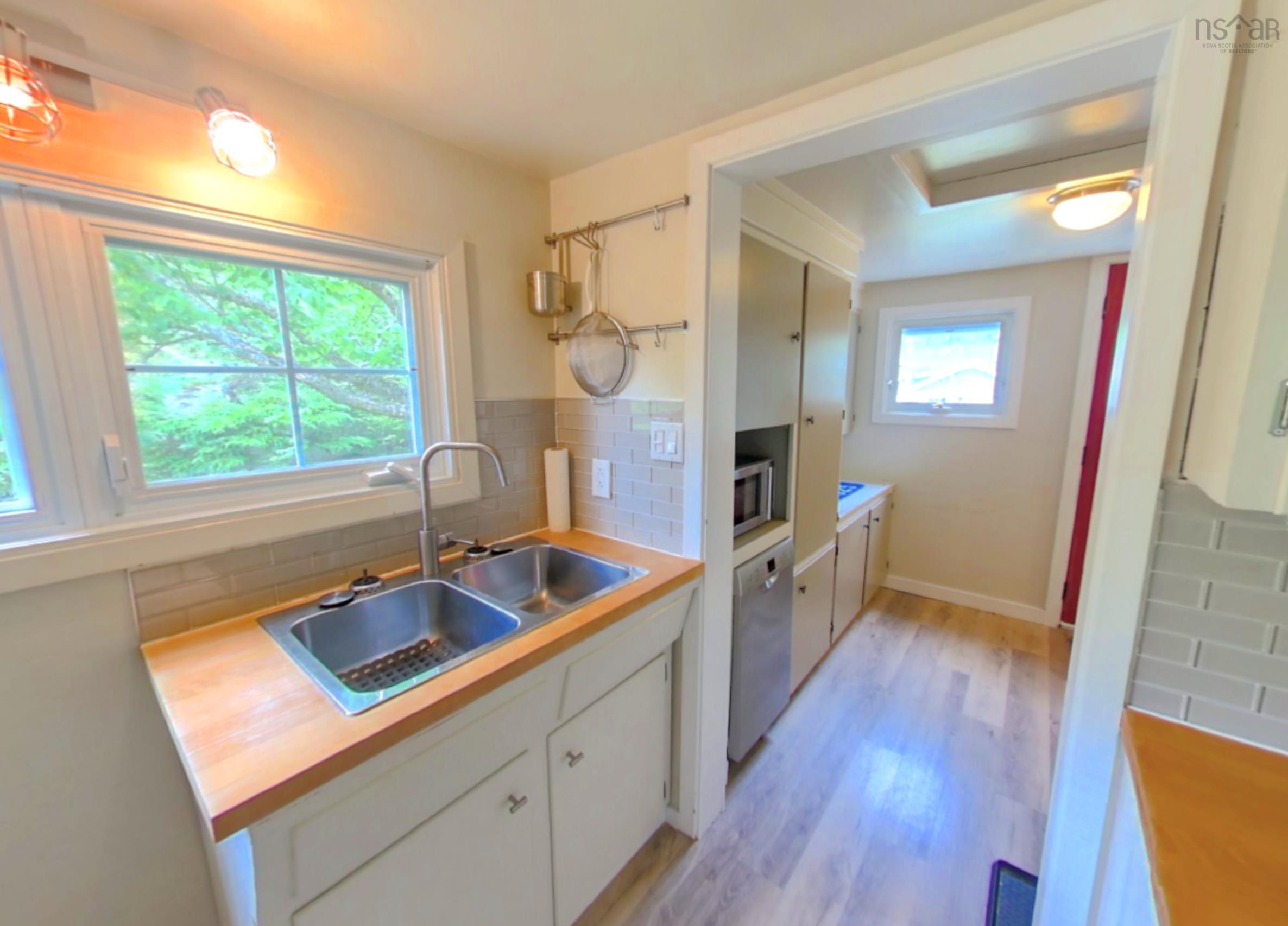 $499,500.00: 1825 Old Sambro Road, Williamswood
