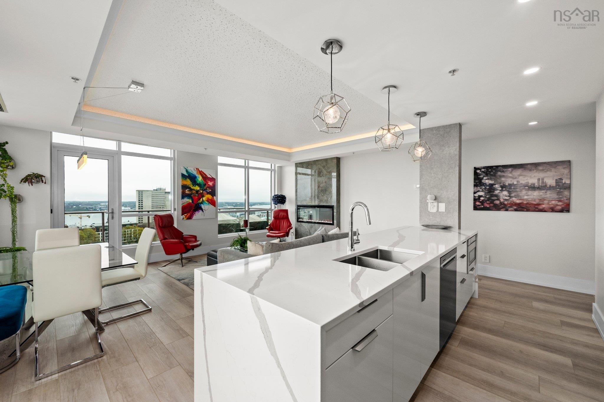 $1,095,000.00: 1407 1550 Dresden Row, Halifax