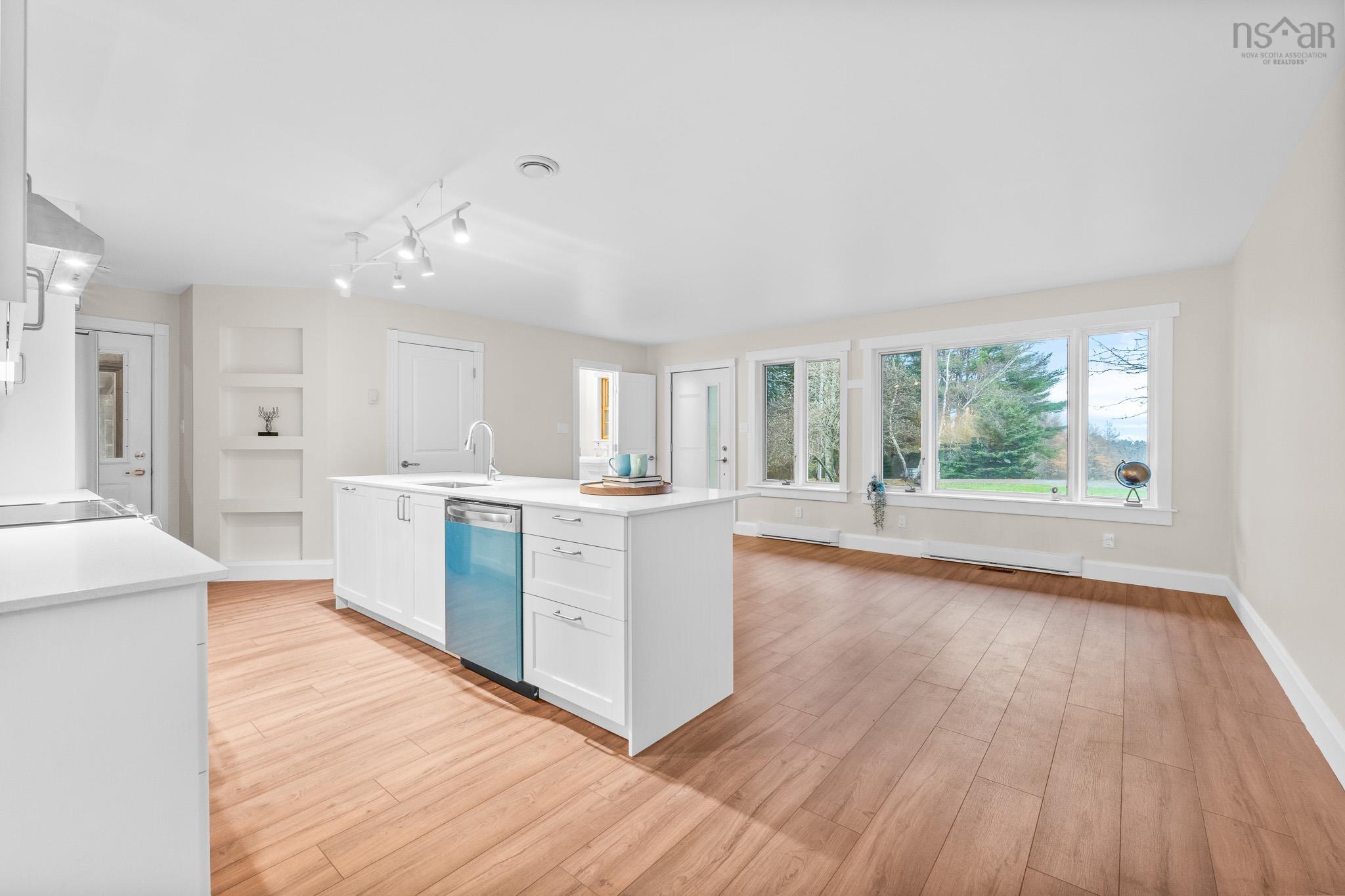 $899,000.00: 36 Whitetail Lane, Maders Cove