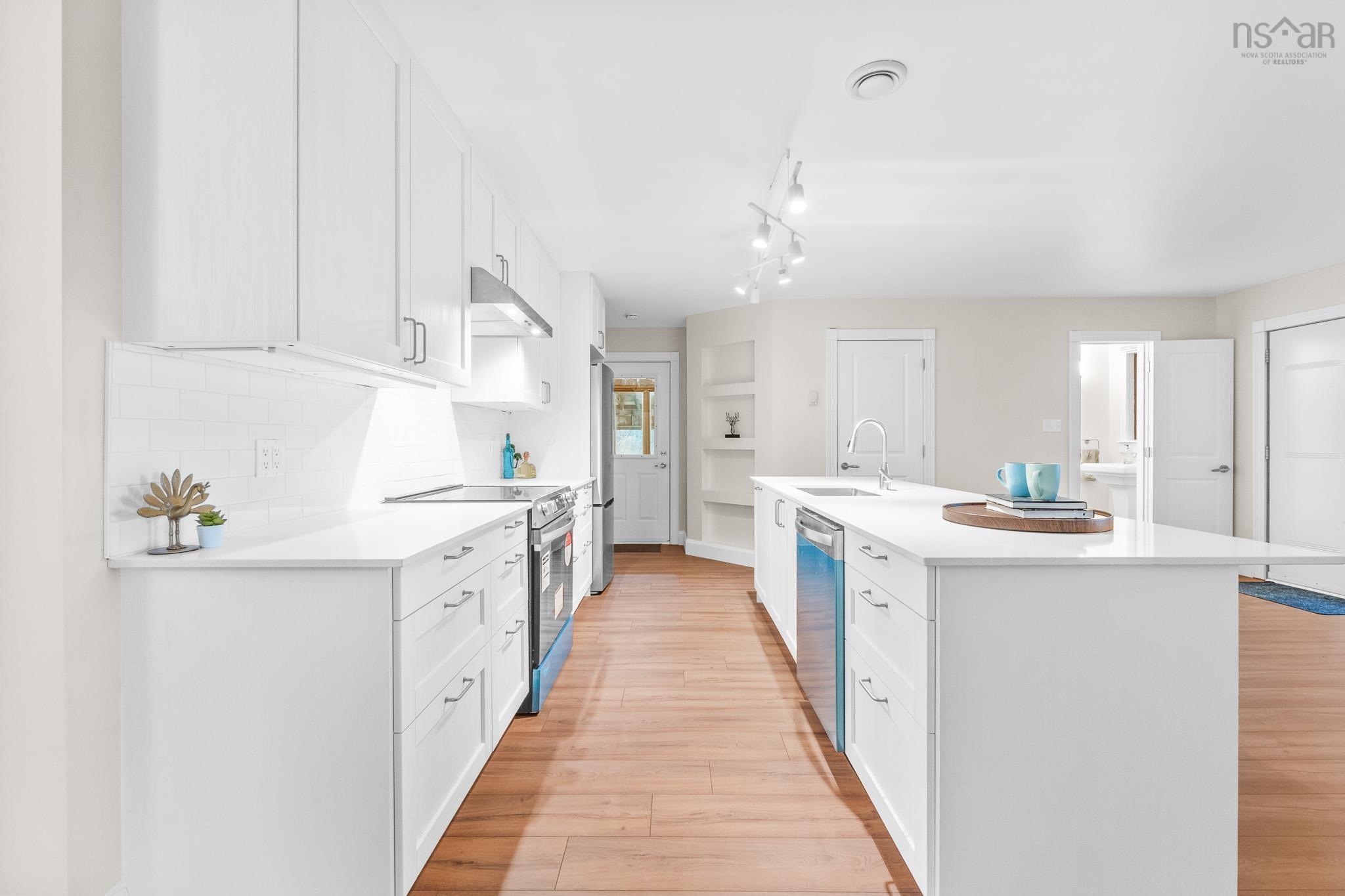 $899,000.00: 36 Whitetail Lane, Maders Cove