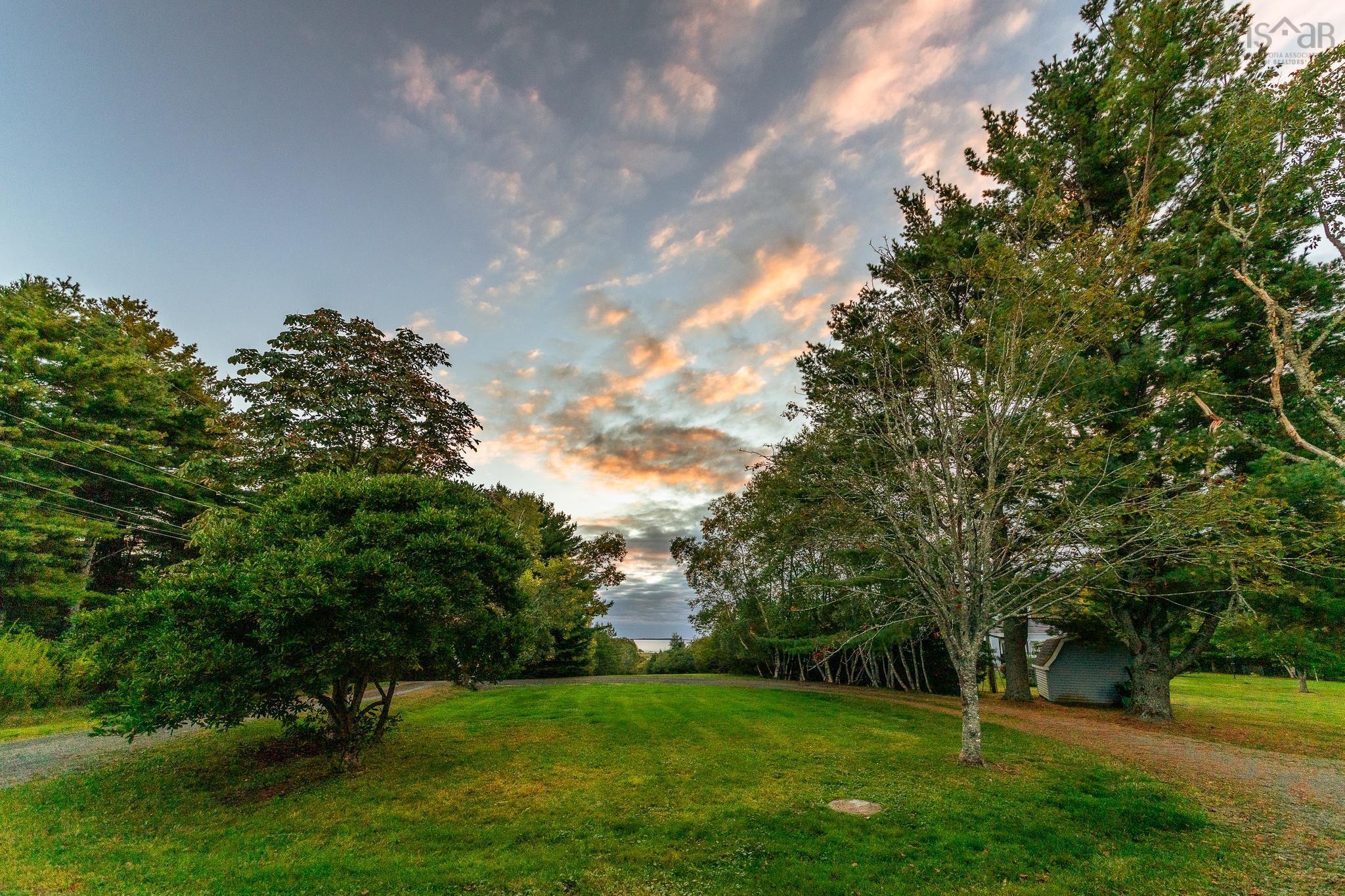 $899,000.00: 36 Whitetail Lane, Maders Cove