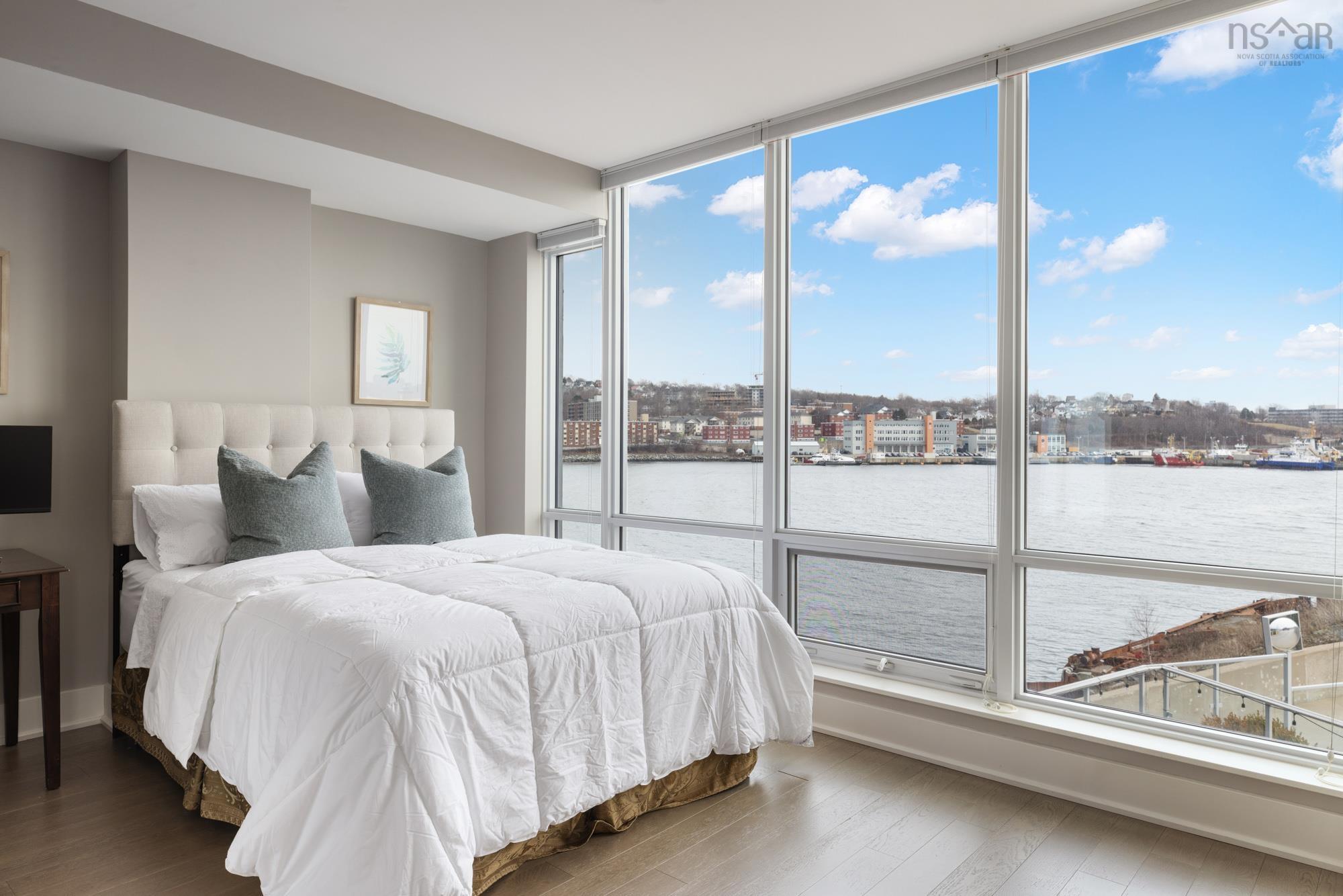 $699,900.00: 203 67 Kings Wharf Place, Dartmouth