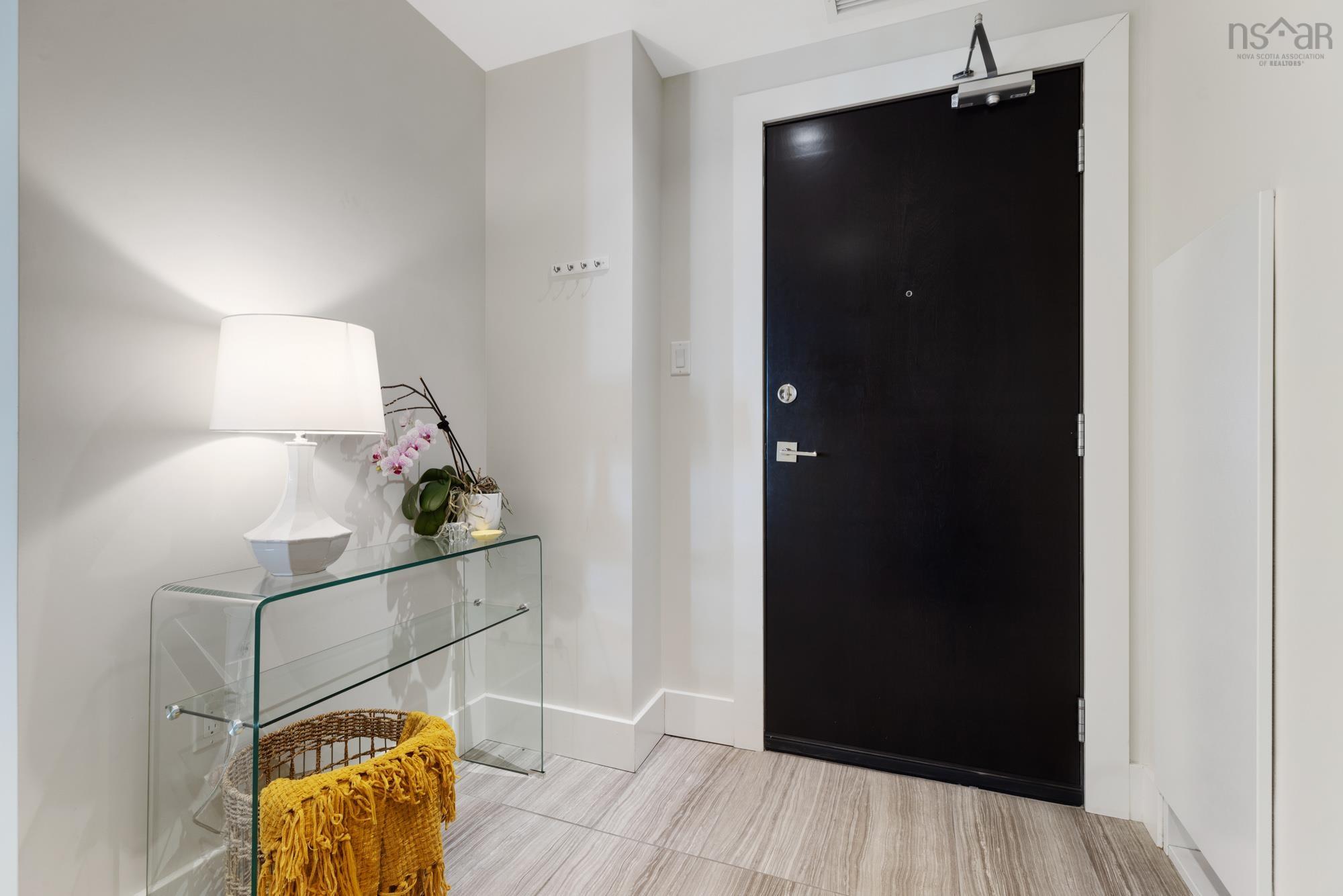 $699,900.00: 203 67 Kings Wharf Place, Dartmouth