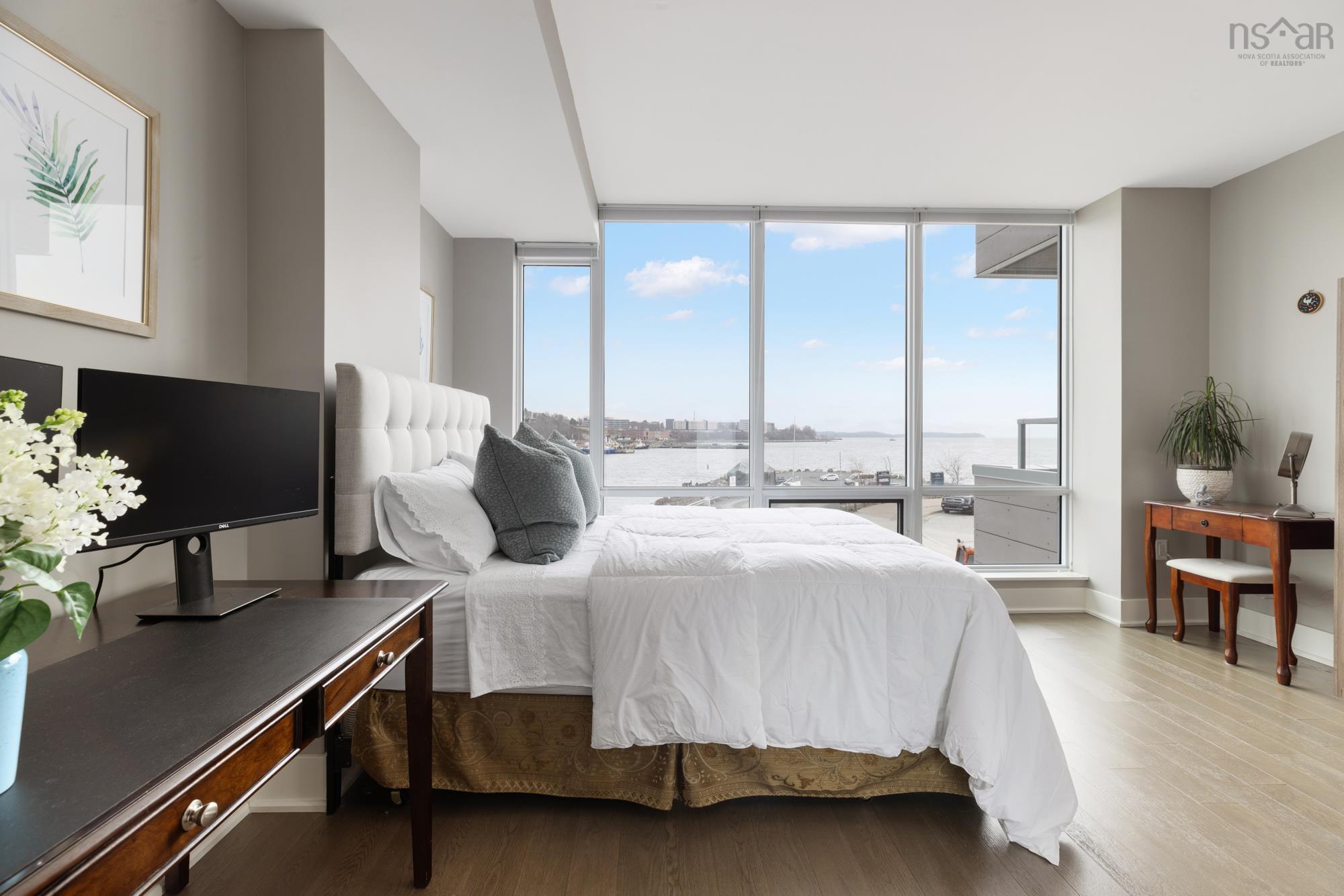 $699,900.00: 203 67 Kings Wharf Place, Dartmouth
