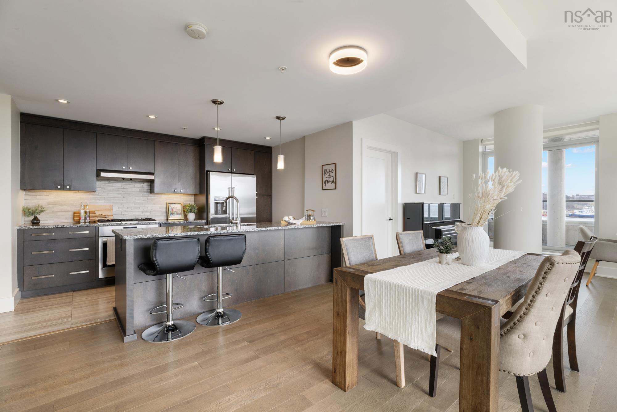 $699,900.00: 203 67 Kings Wharf Place, Dartmouth