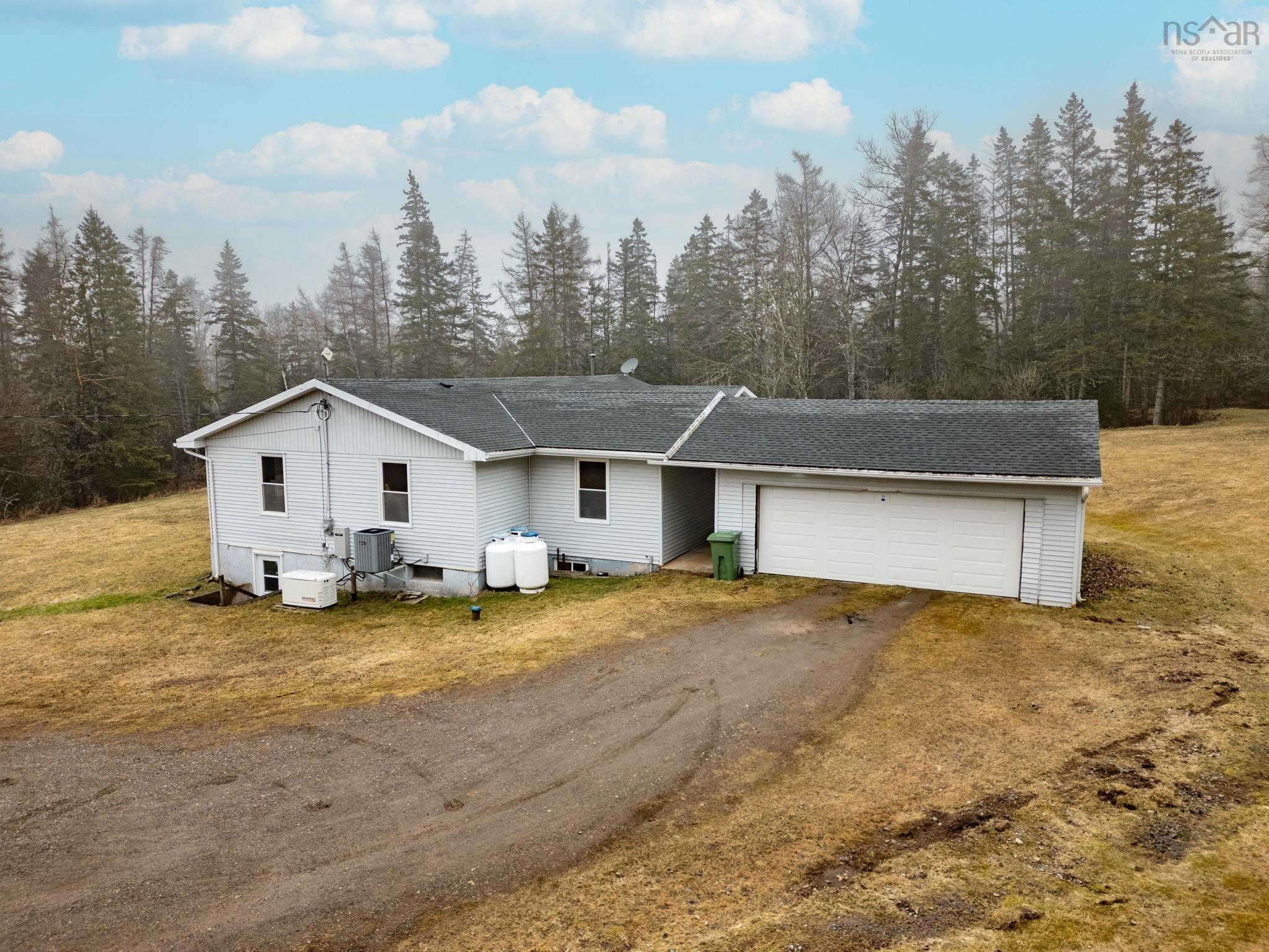$449,000.00: 361 J Ramsey Road, Wittenburg