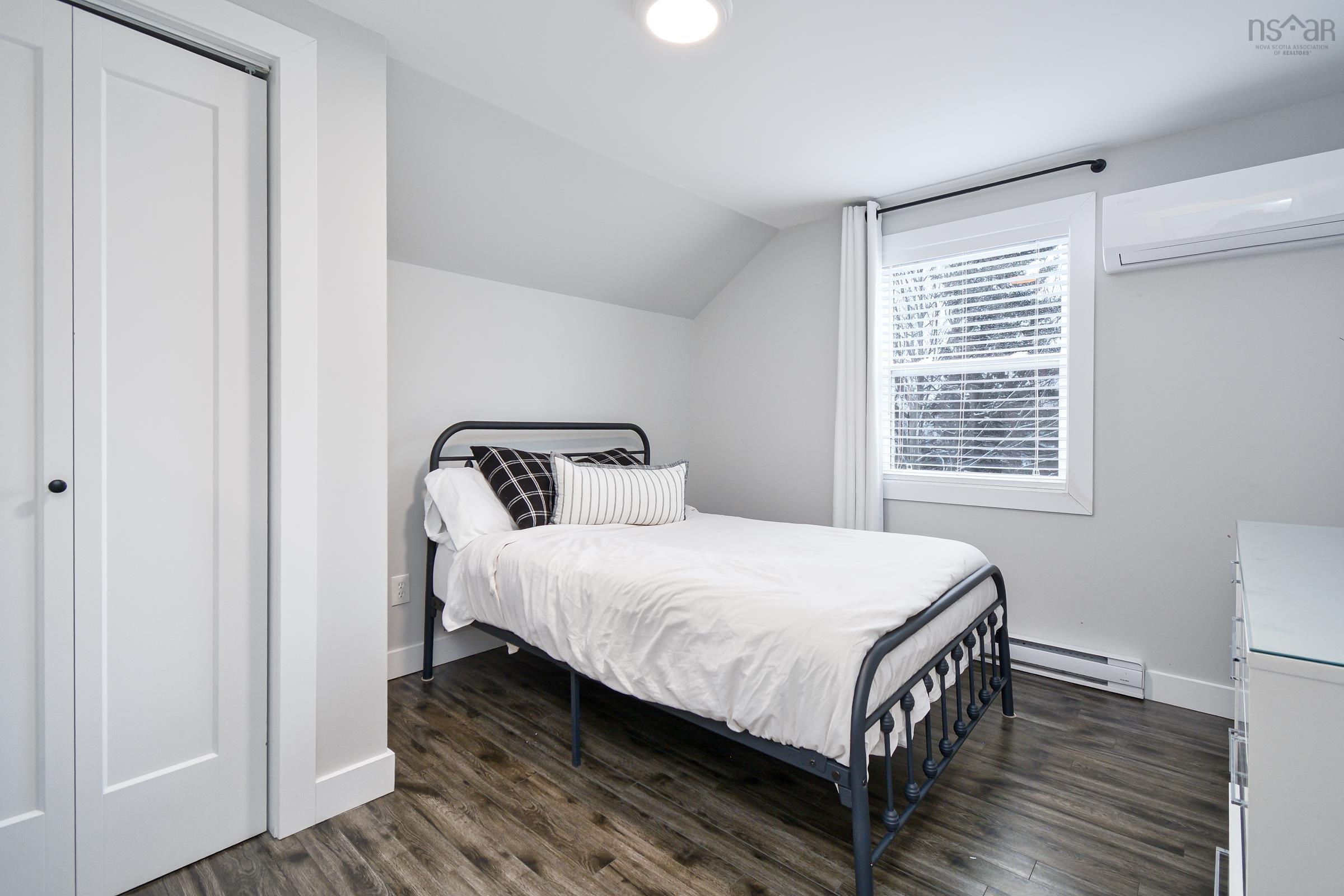 $269,000.00: 270 Terrace Street, Sydney