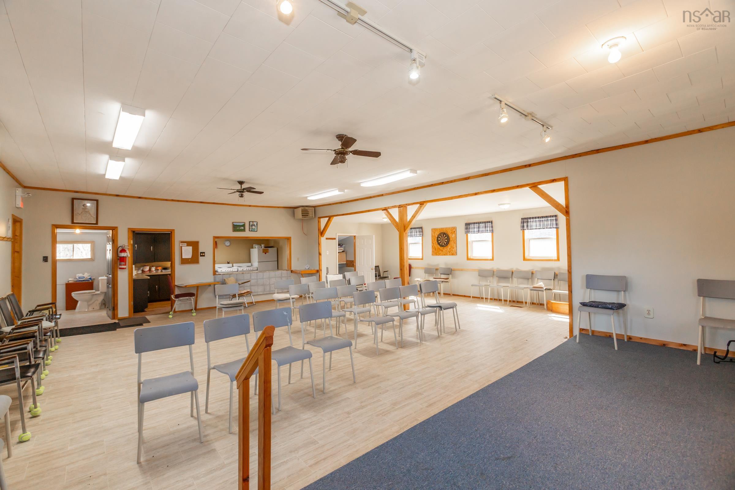 $80,000.00: 2792 Shore Road W, Litchfield