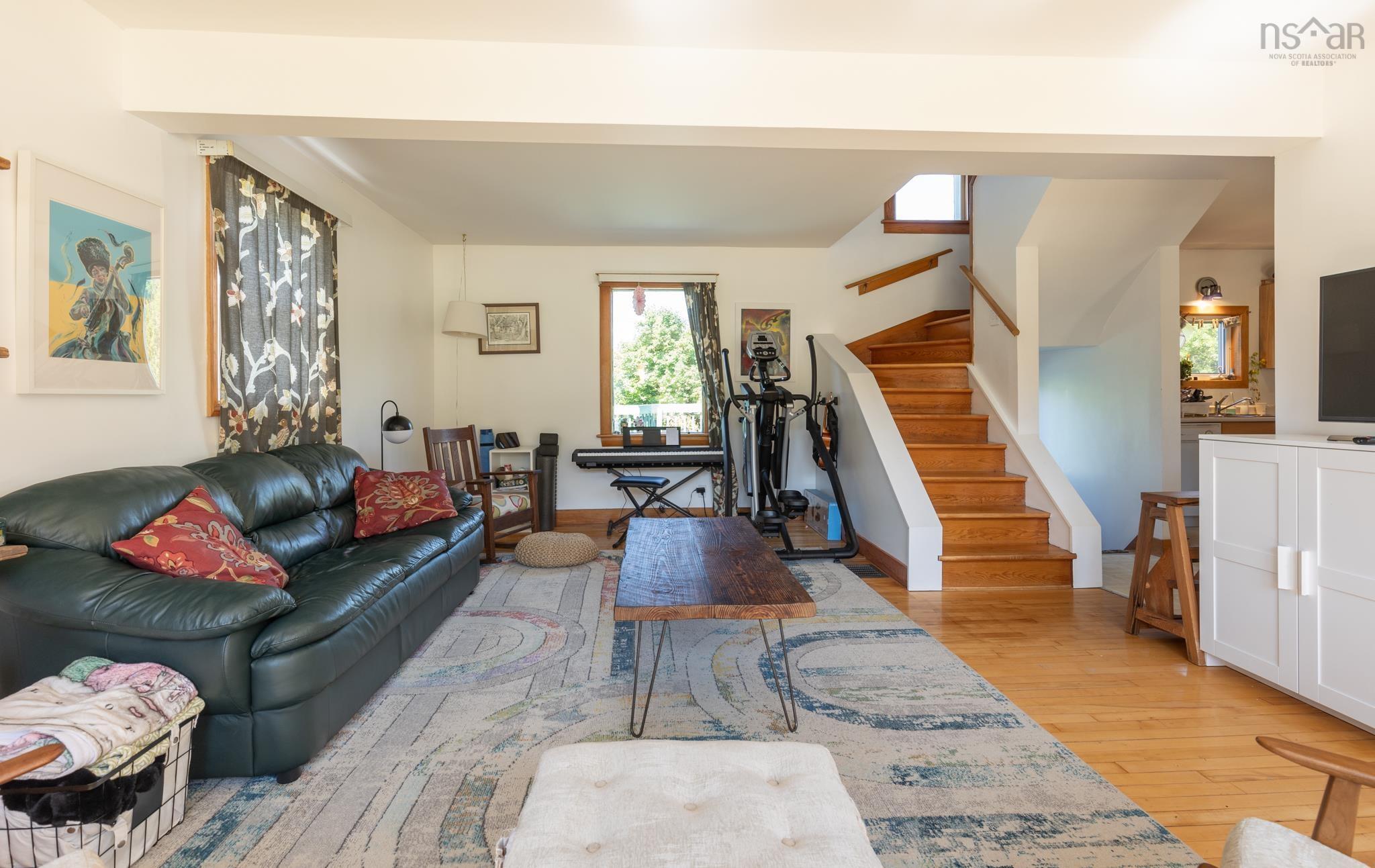 $284,800.00: 1059 Riverside Road, New Edinburgh