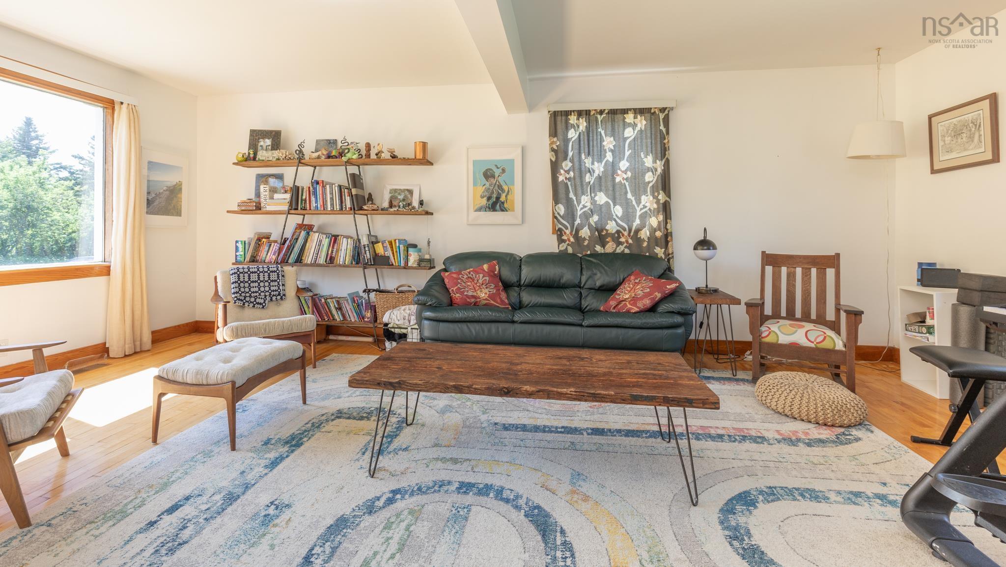 $284,800.00: 1059 Riverside Road, New Edinburgh