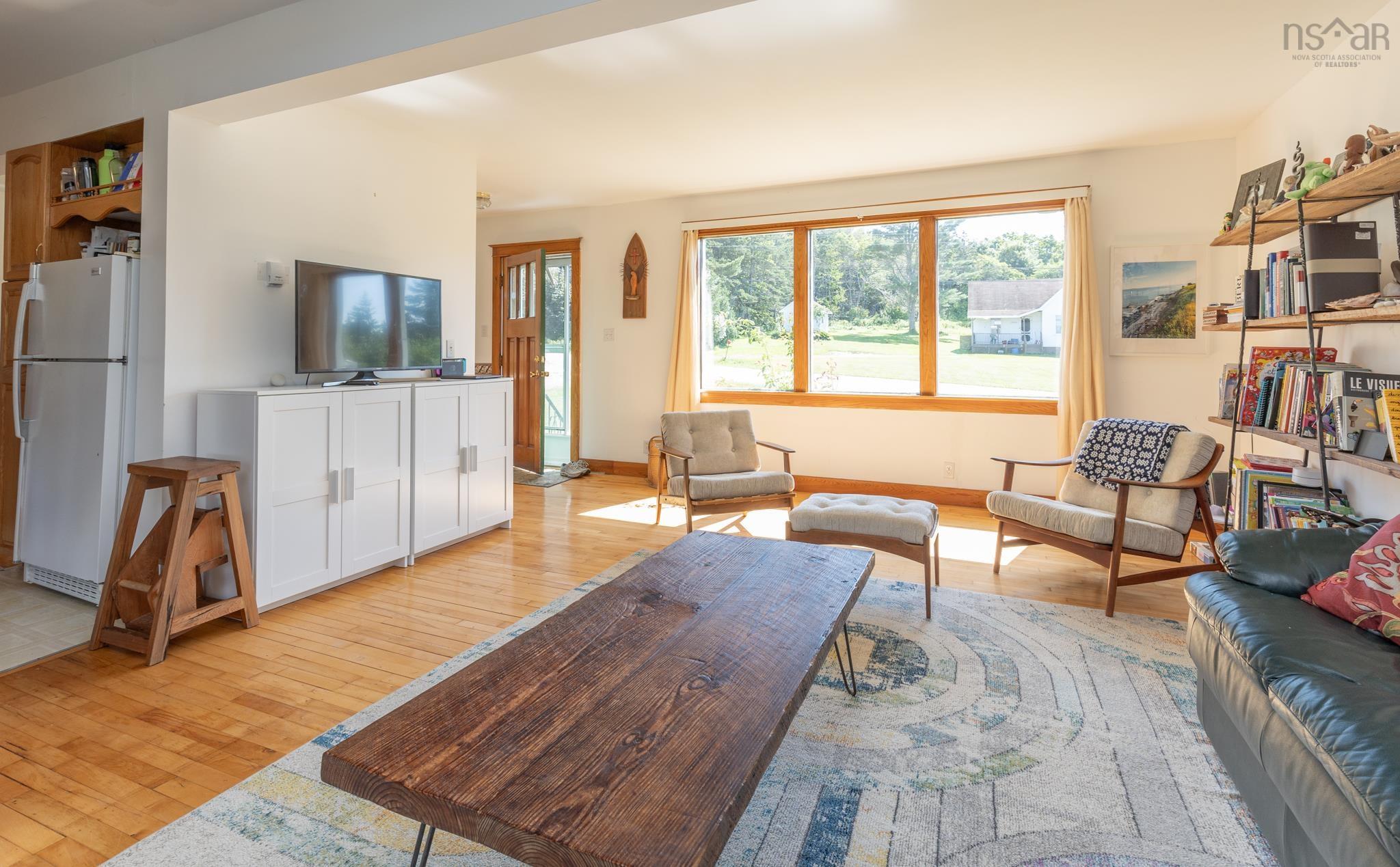 $284,800.00: 1059 Riverside Road, New Edinburgh