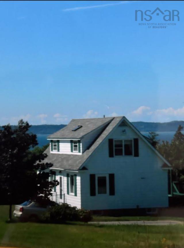 $284,800.00: 1059 Riverside Road, New Edinburgh