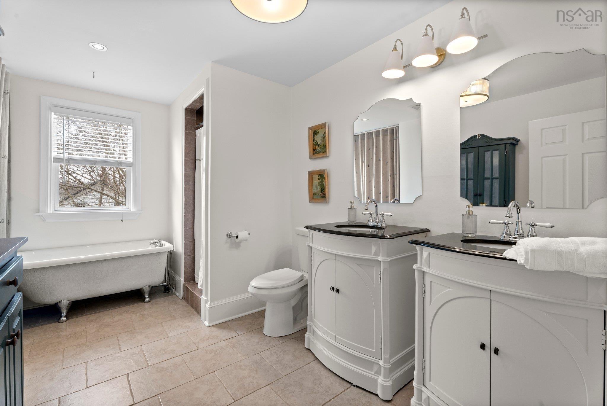 $899,000.00: 2516 Poplar Street, Halifax