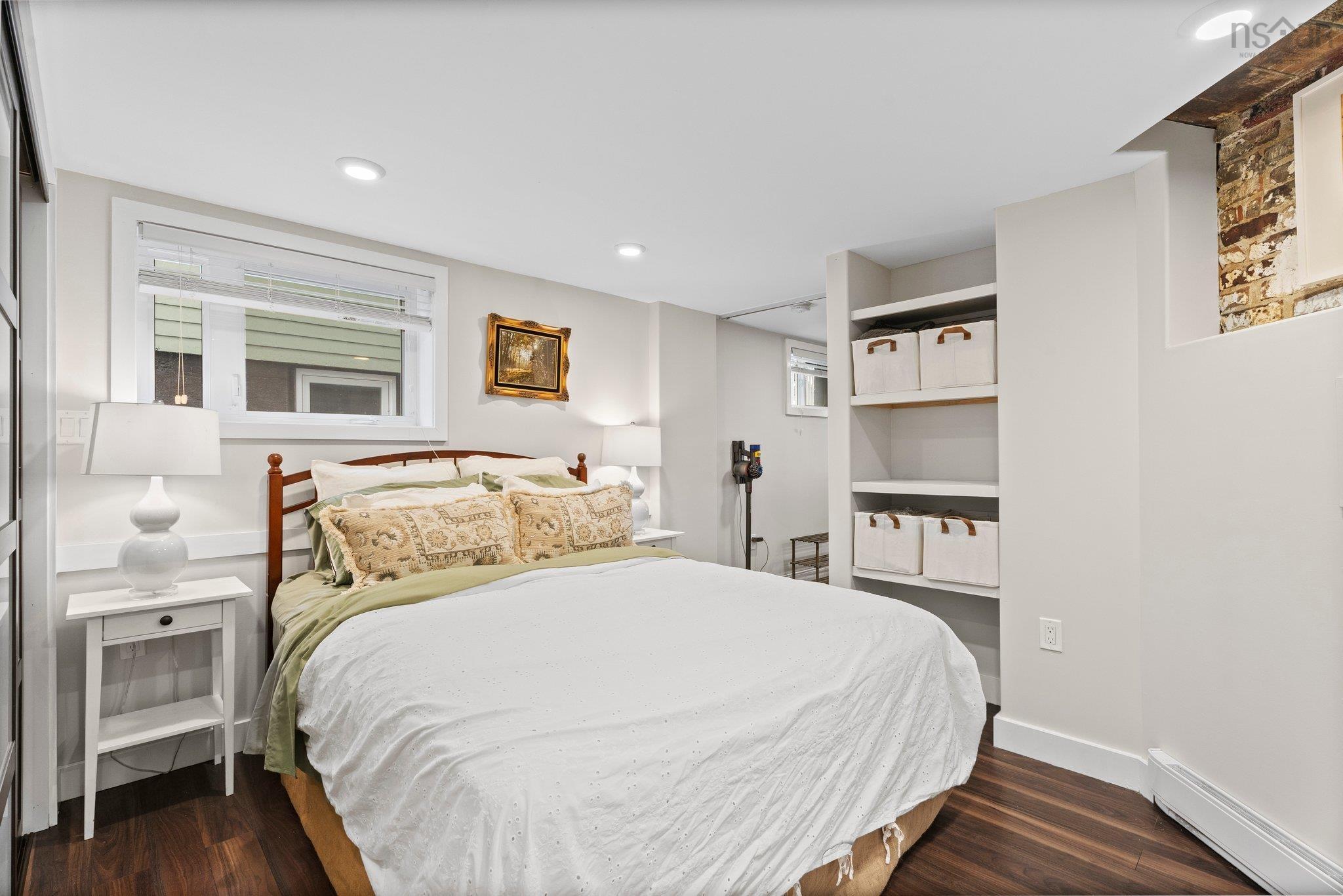 $899,000.00: 2516 Poplar Street, Halifax