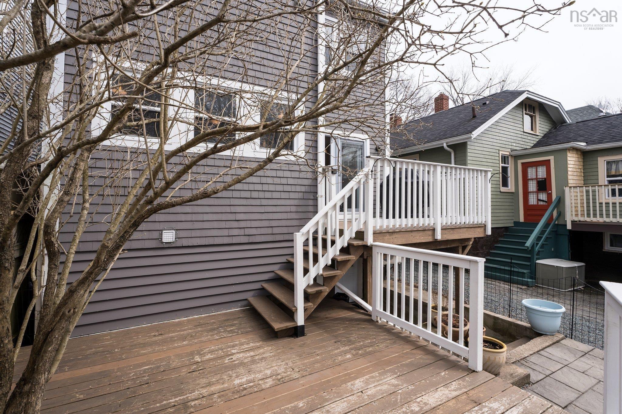 $899,000.00: 2516 Poplar Street, Halifax