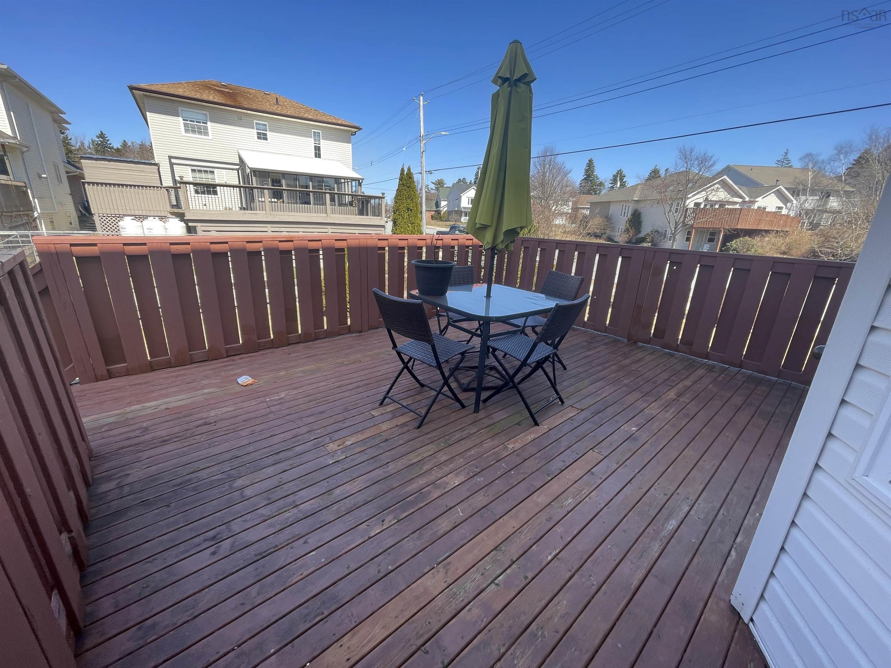 $799,000.00: 1 Lancaster Drive, Halifax
