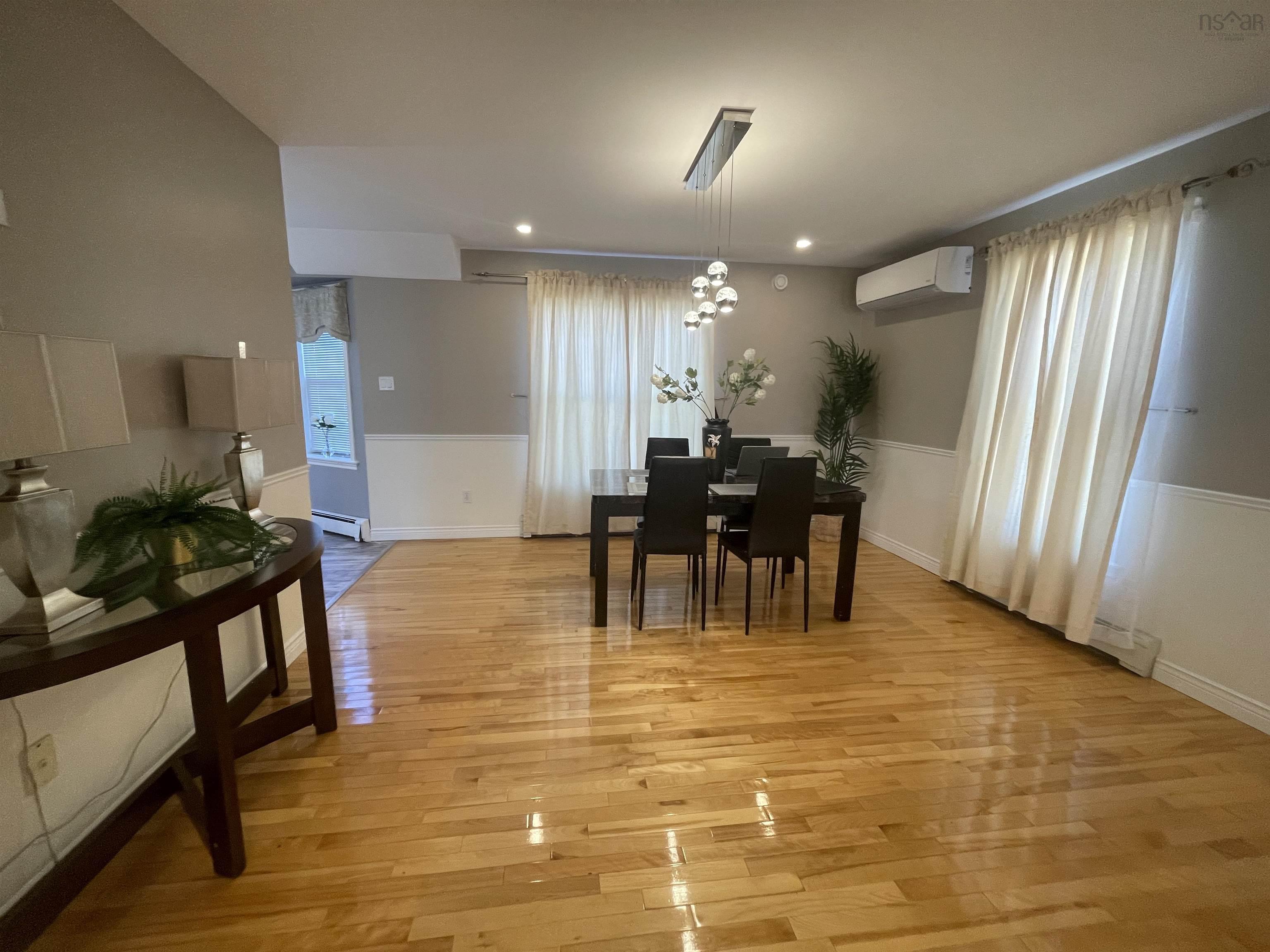 $799,000.00: 1 Lancaster Drive, Halifax