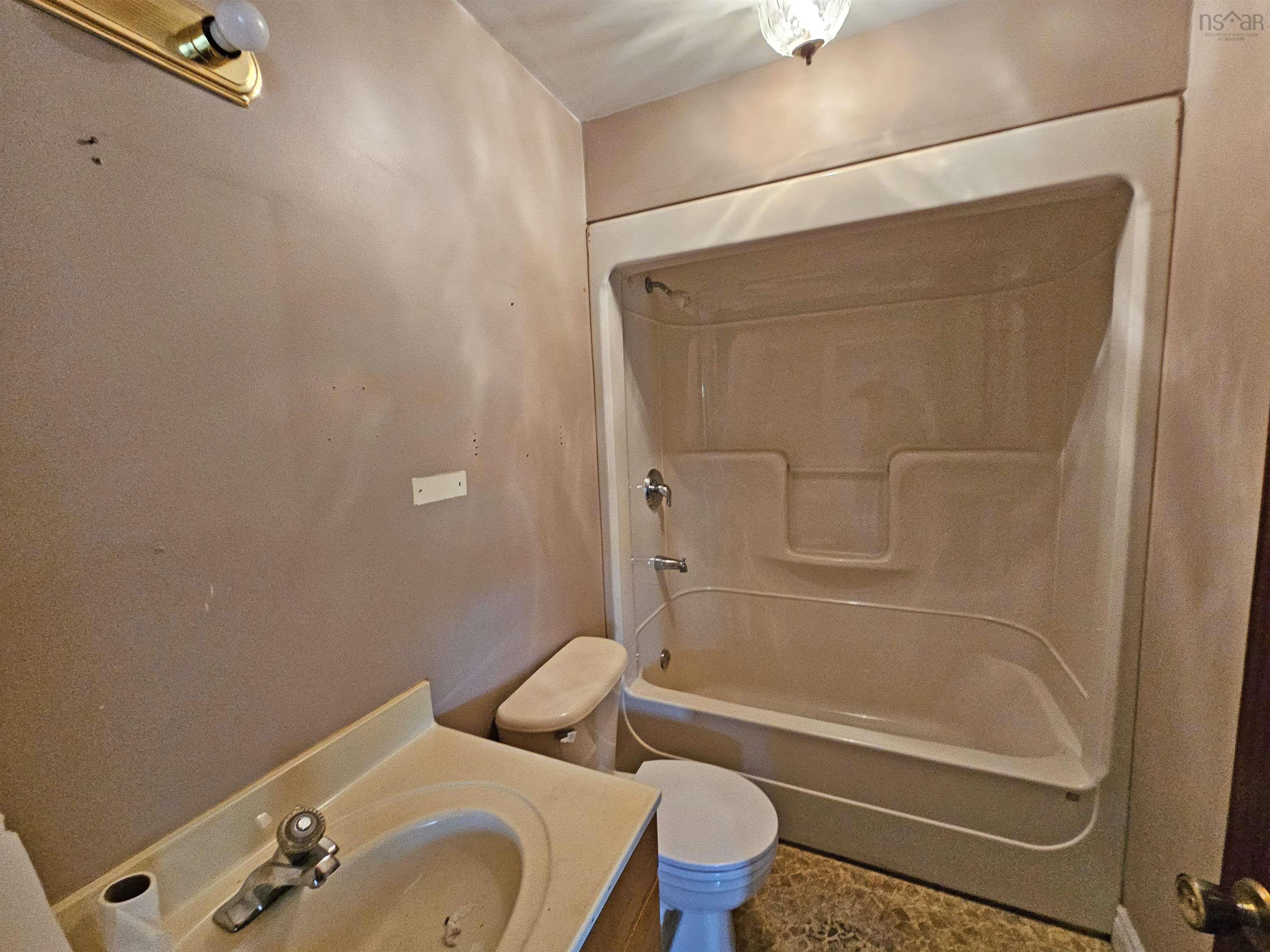 $229,000.00: 1921 North King Street, Lower Branch