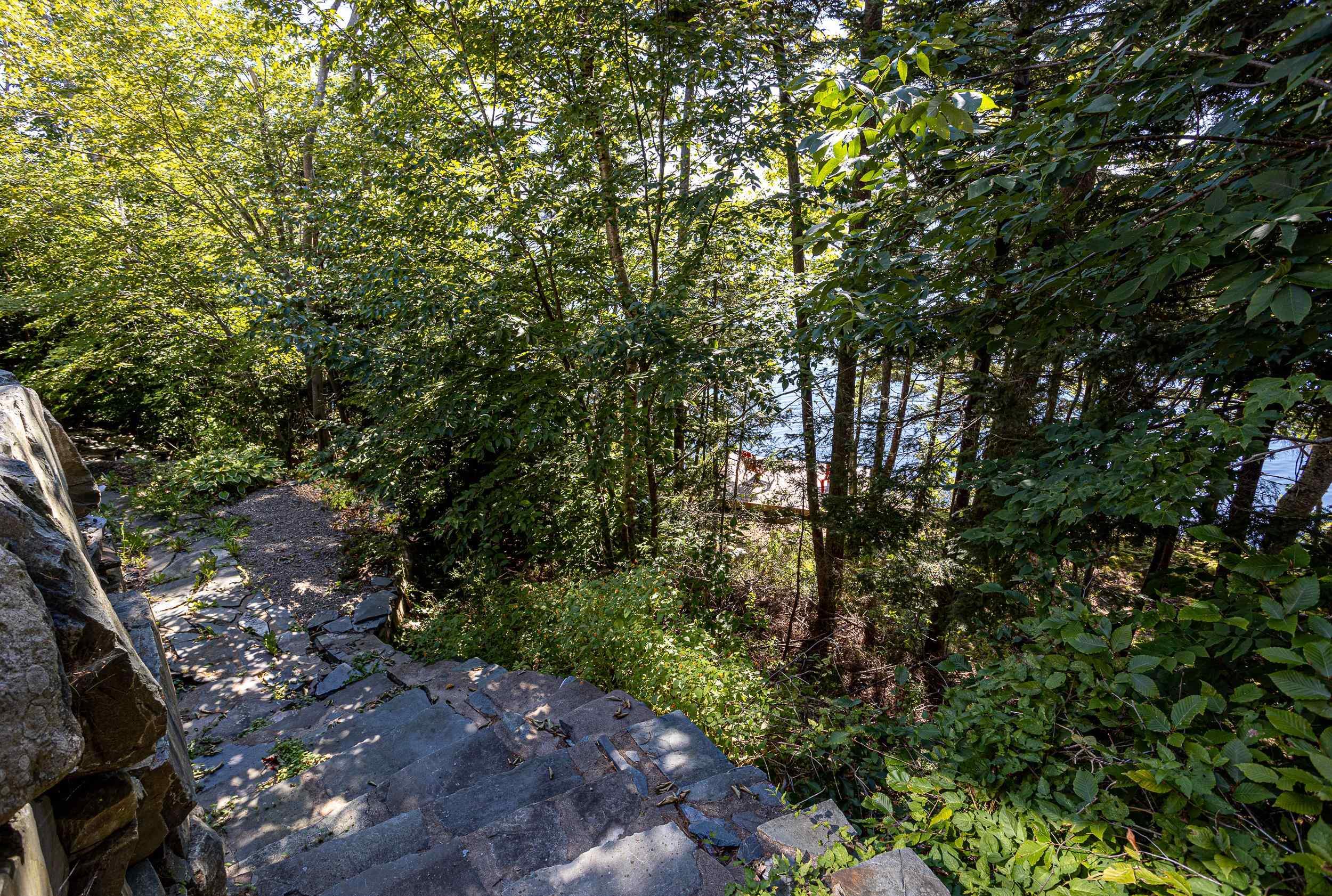$1,350,000.00: 49 Fairway Grove, Dartmouth