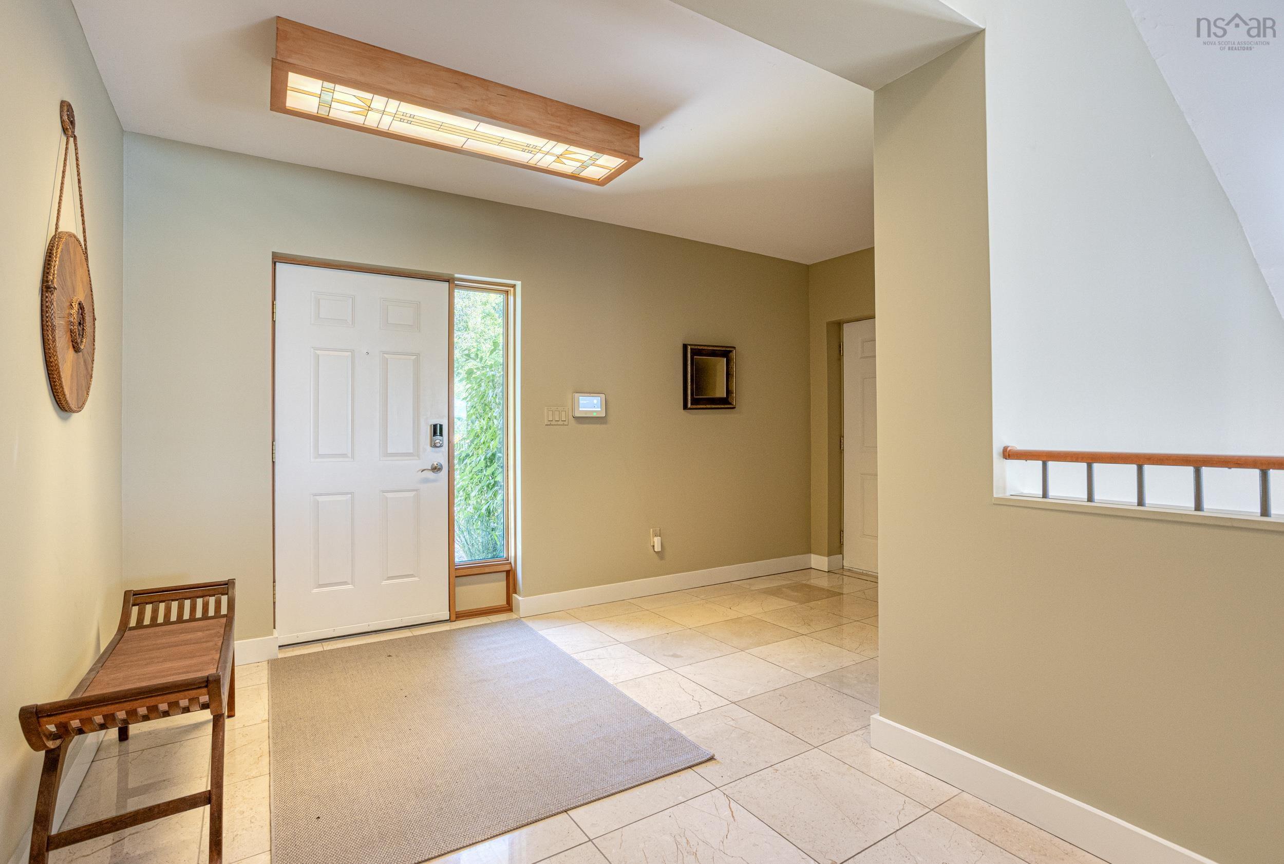 $1,350,000.00: 49 Fairway Grove, Dartmouth