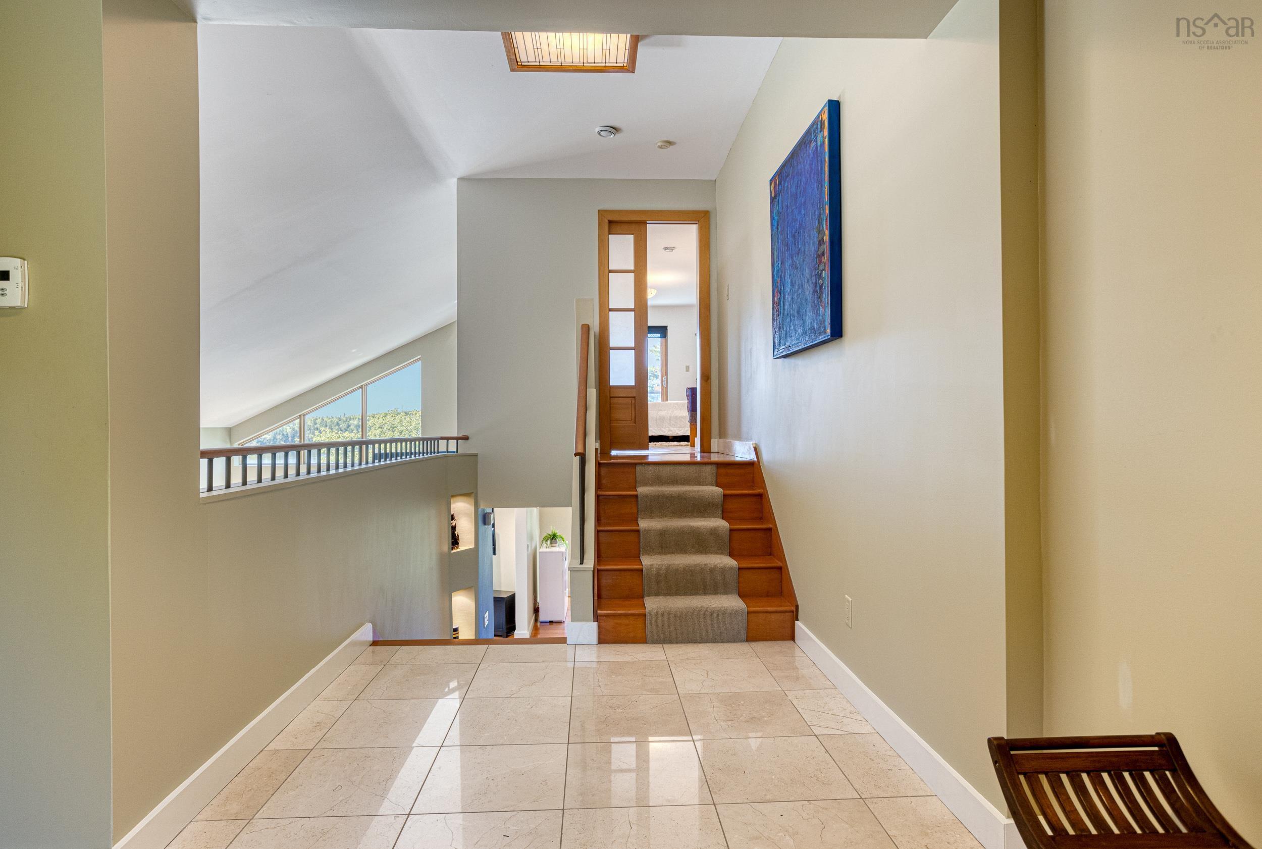 $1,350,000.00: 49 Fairway Grove, Dartmouth