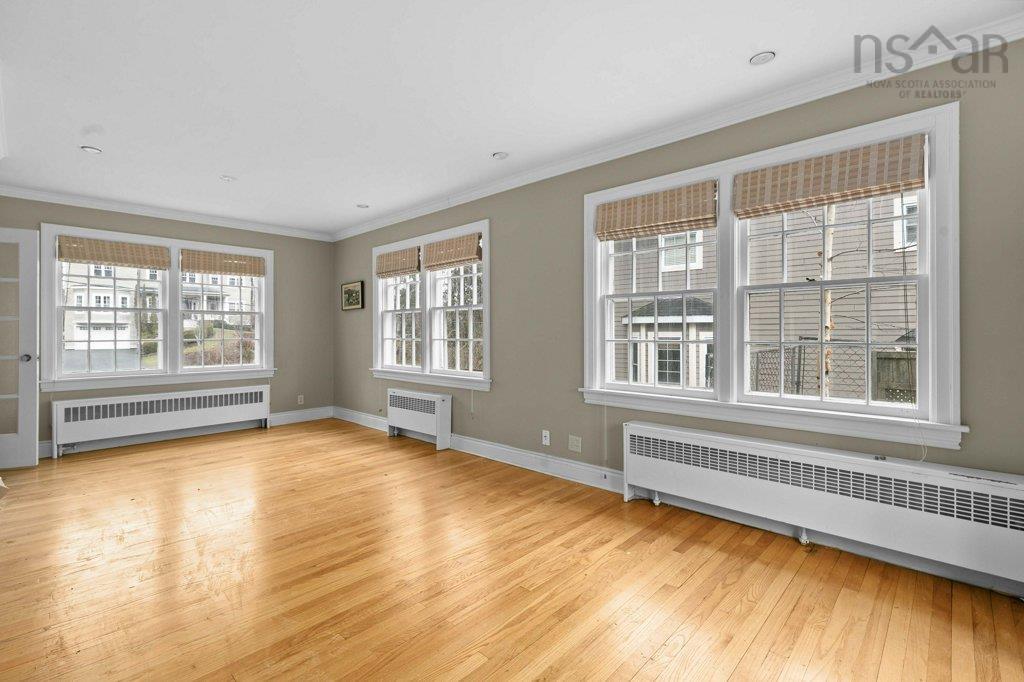 $899,900.00: 12 Rosemount Avenue, Halifax