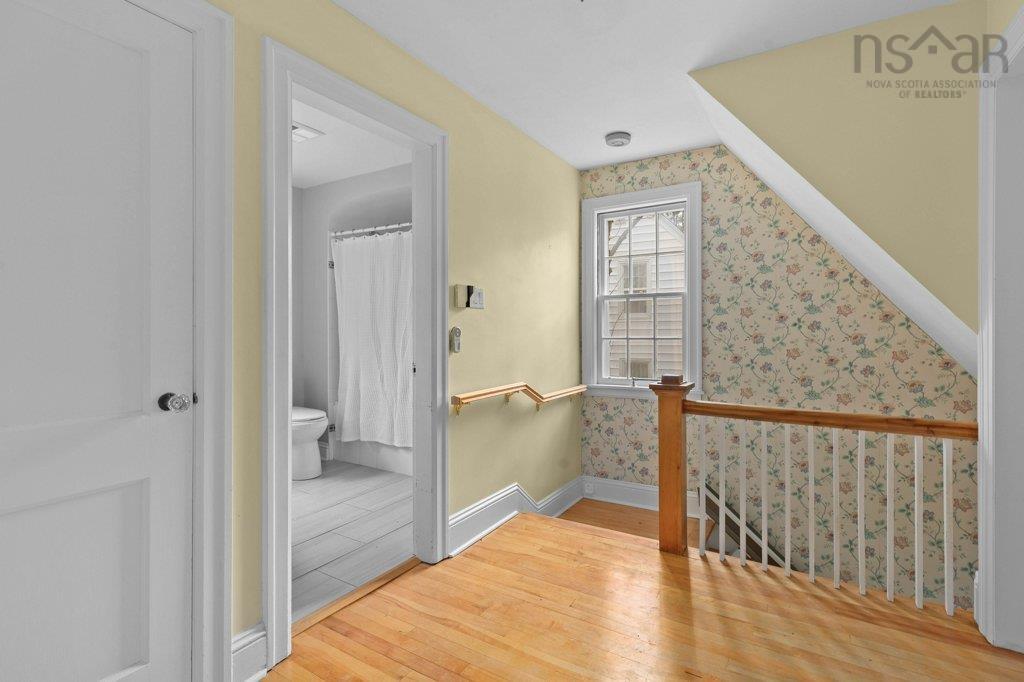 $899,900.00: 12 Rosemount Avenue, Halifax