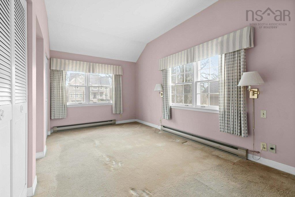 $899,900.00: 12 Rosemount Avenue, Halifax