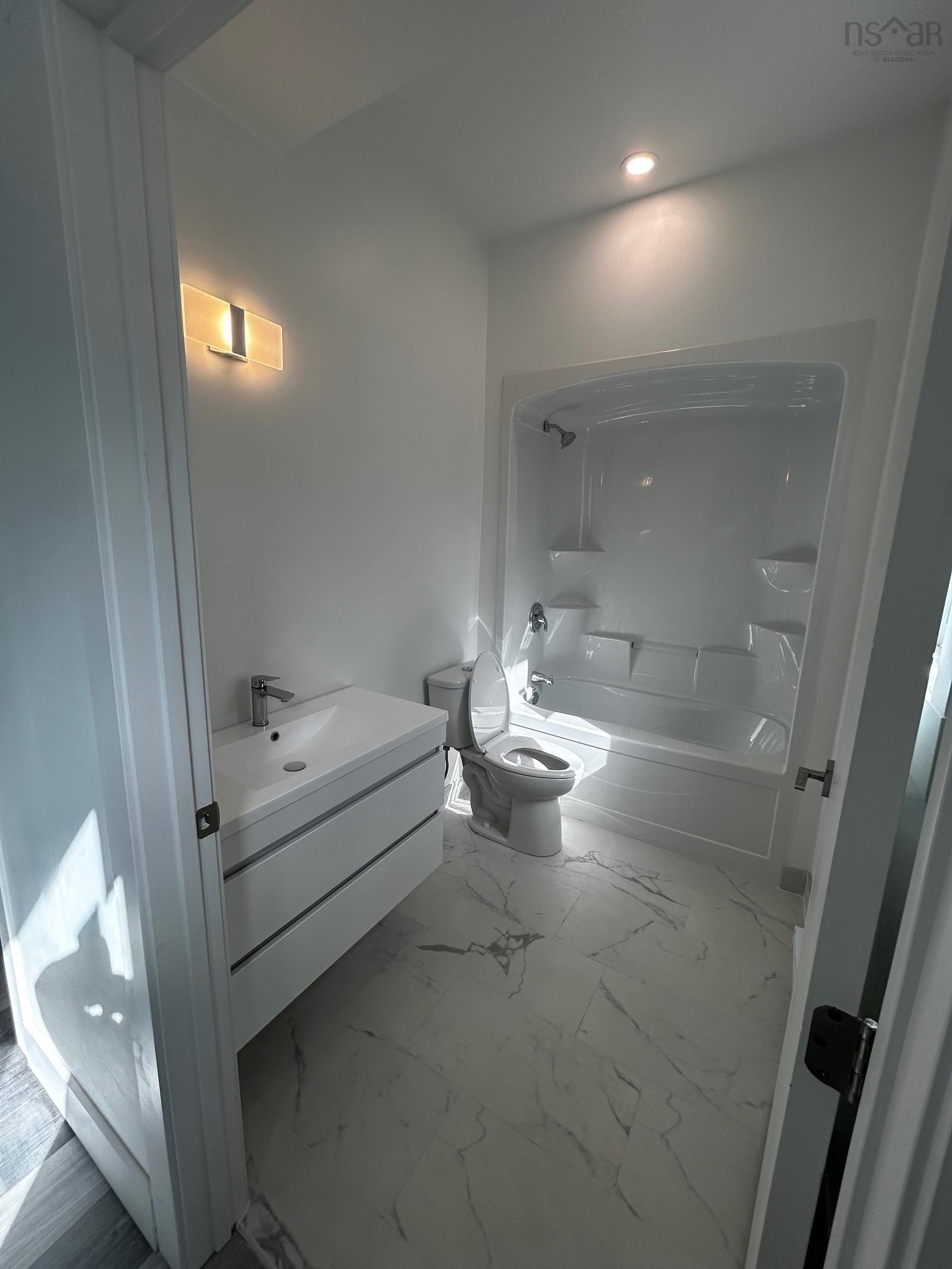 $599,900.00: 104A 9B Penny Avenue, Halifax Regional Municipality