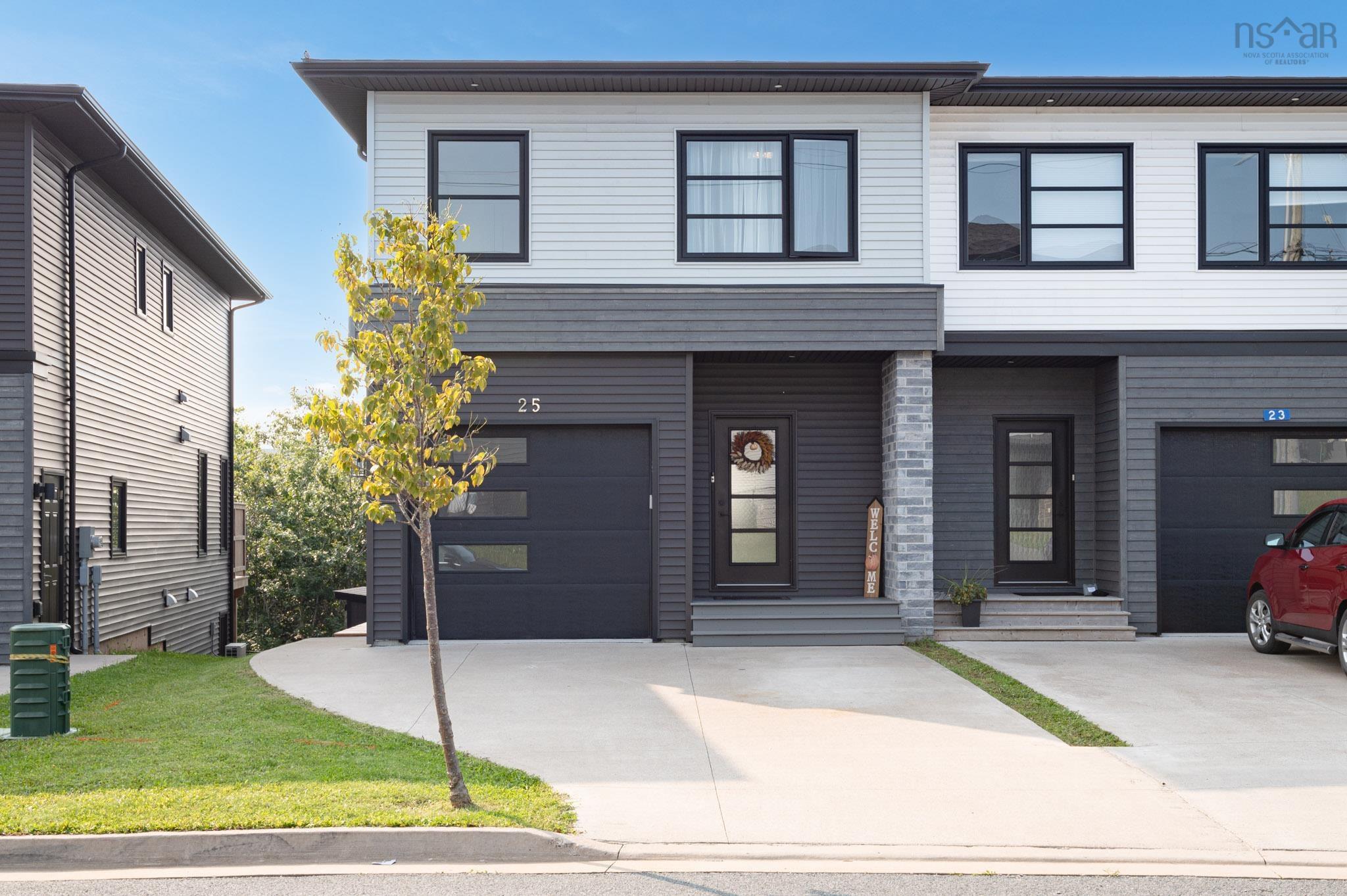 $699,900.00: 25 Grenoble Court, Halifax