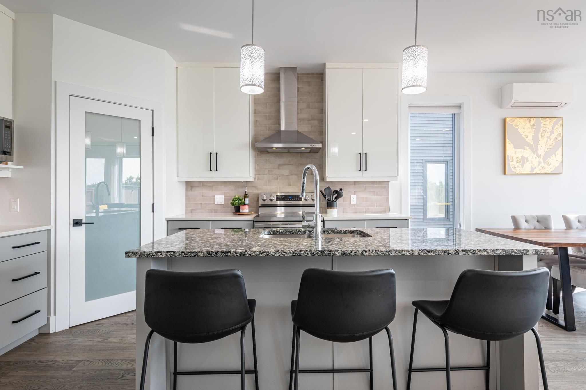 $699,900.00: 25 Grenoble Court, Halifax