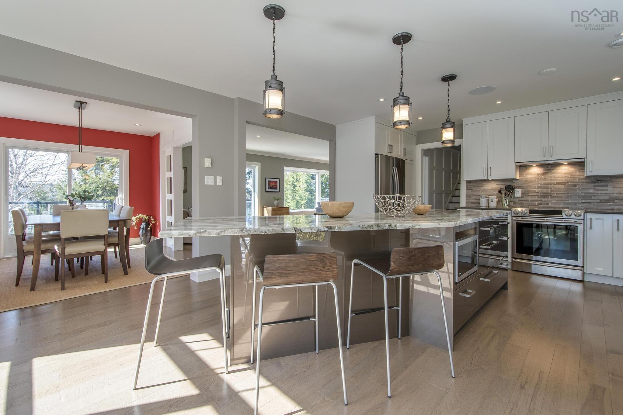 $1,350,000.00: 28 Lake Charles Drive, Dartmouth