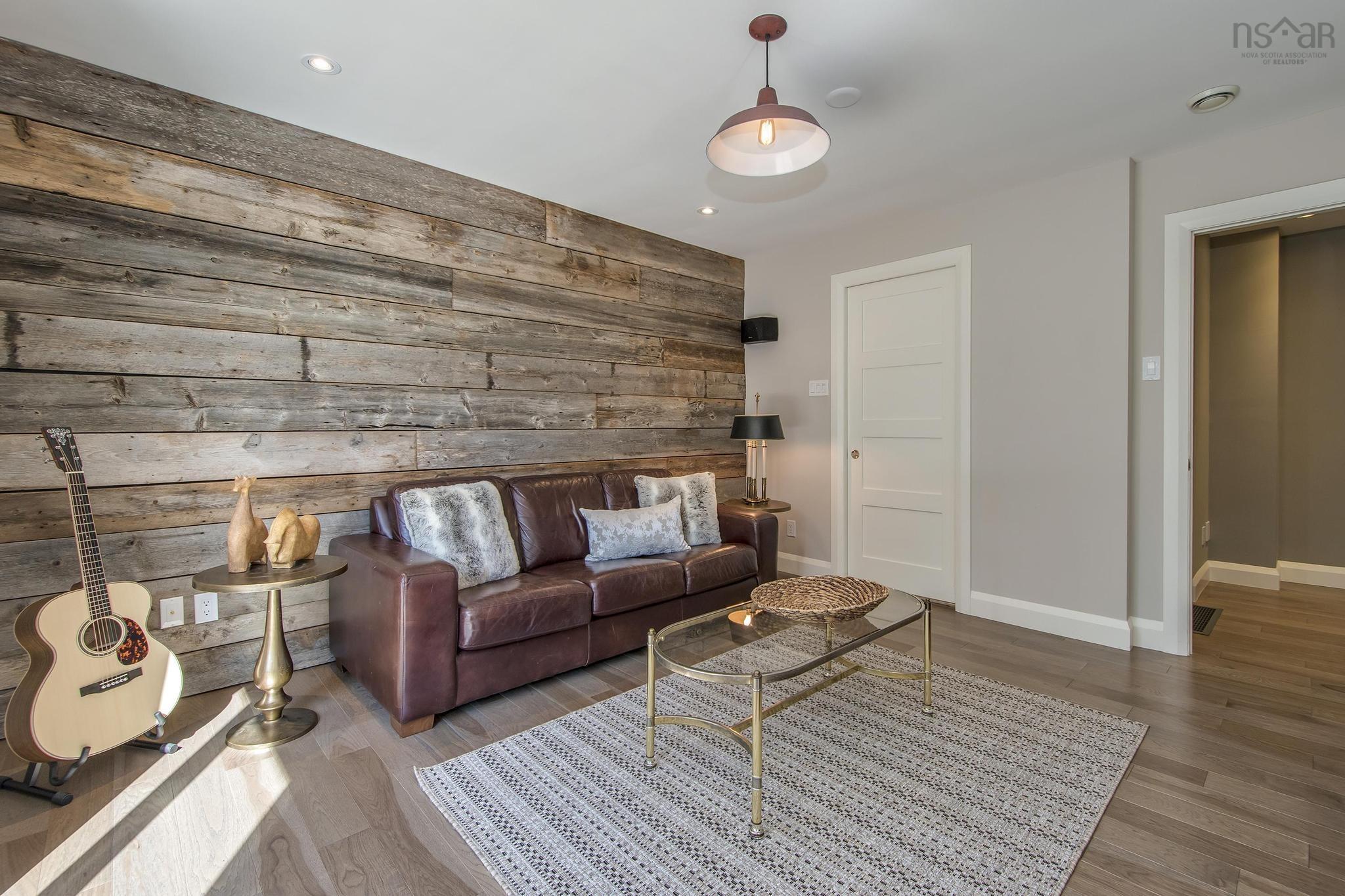 $1,350,000.00: 28 Lake Charles Drive, Dartmouth