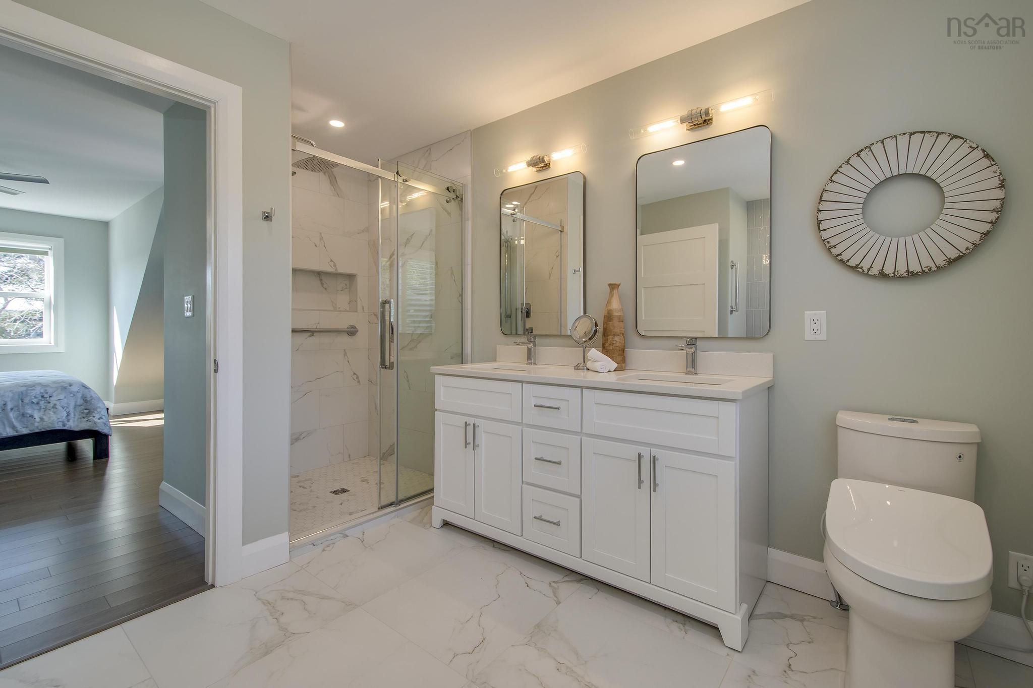 $1,350,000.00: 28 Lake Charles Drive, Dartmouth