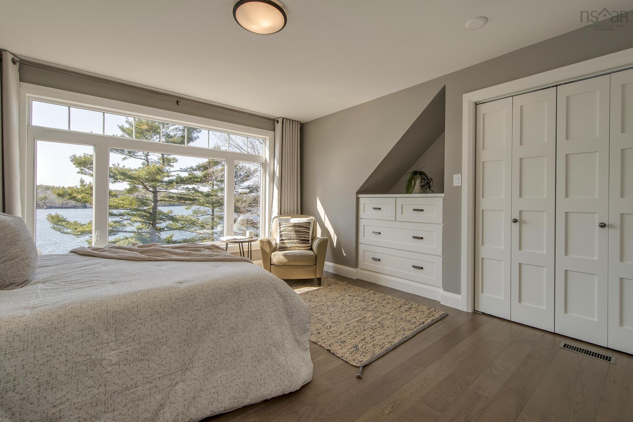 $1,350,000.00: 28 Lake Charles Drive, Dartmouth
