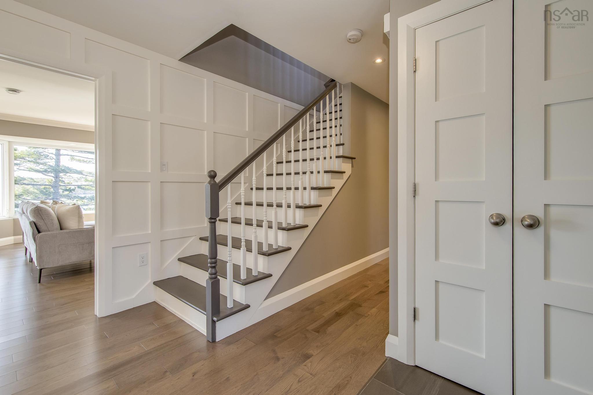 $1,350,000.00: 28 Lake Charles Drive, Dartmouth