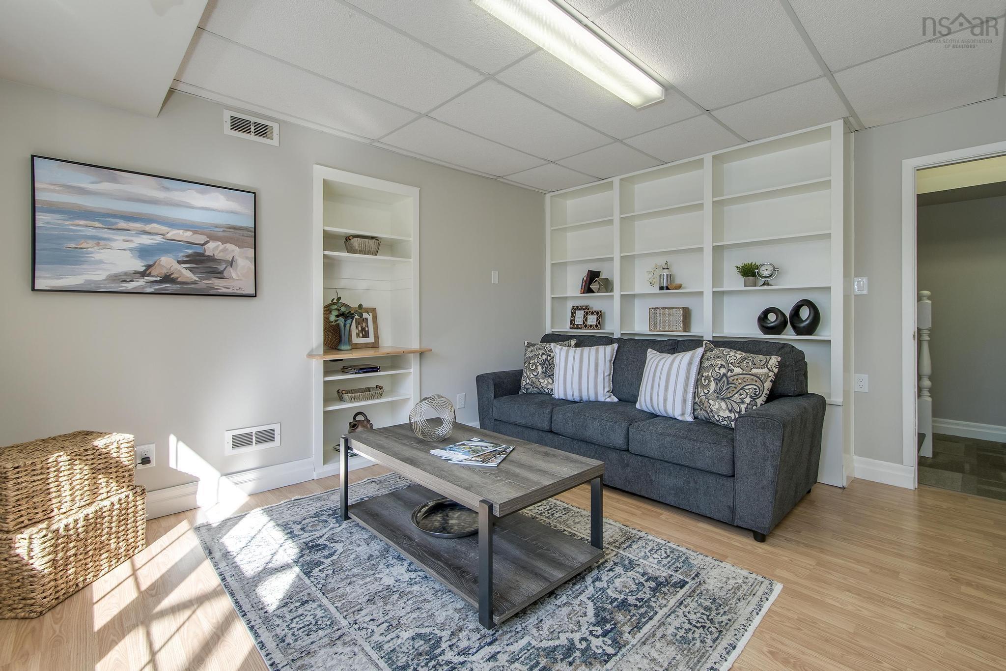 $1,350,000.00: 28 Lake Charles Drive, Dartmouth