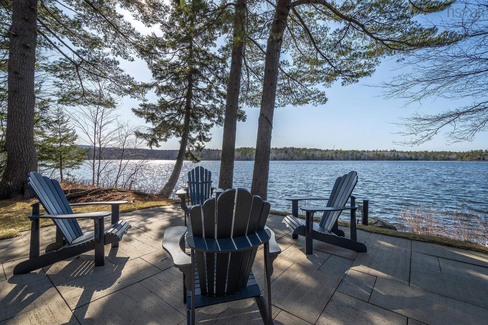 $1,350,000.00: 28 Lake Charles Drive, Dartmouth
