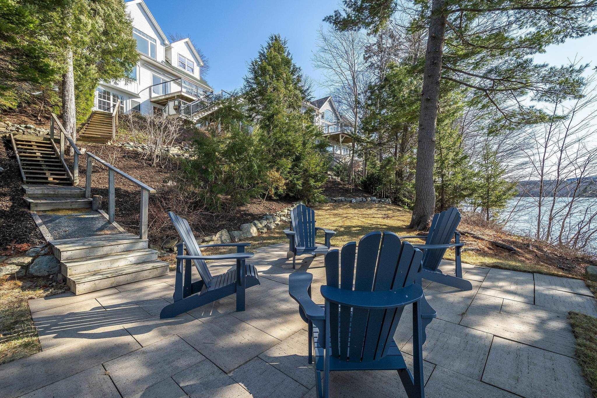 $1,350,000.00: 28 Lake Charles Drive, Dartmouth