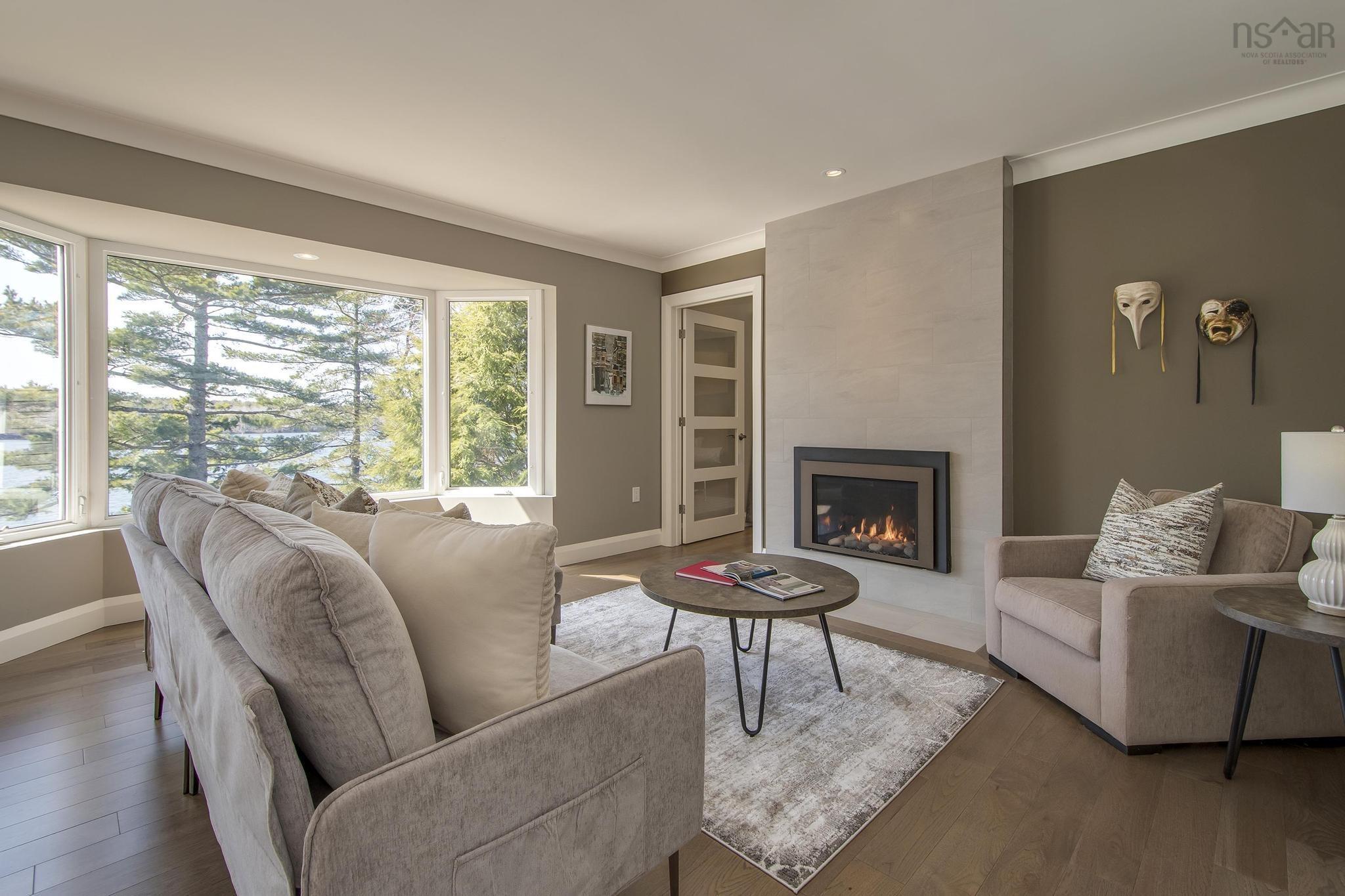 $1,350,000.00: 28 Lake Charles Drive, Dartmouth