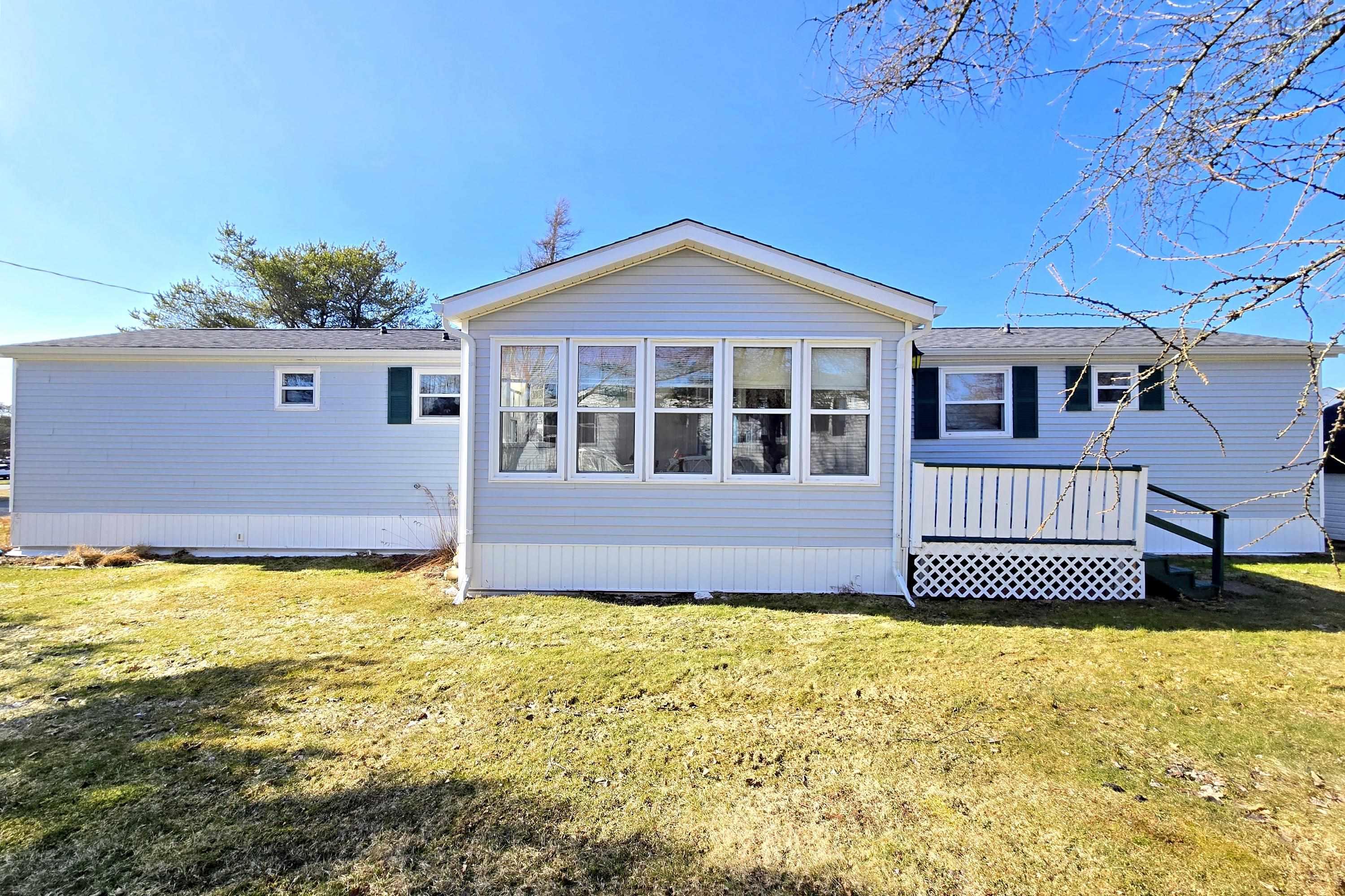 $174,900.00: 2 Lorne Crescent, Amherst