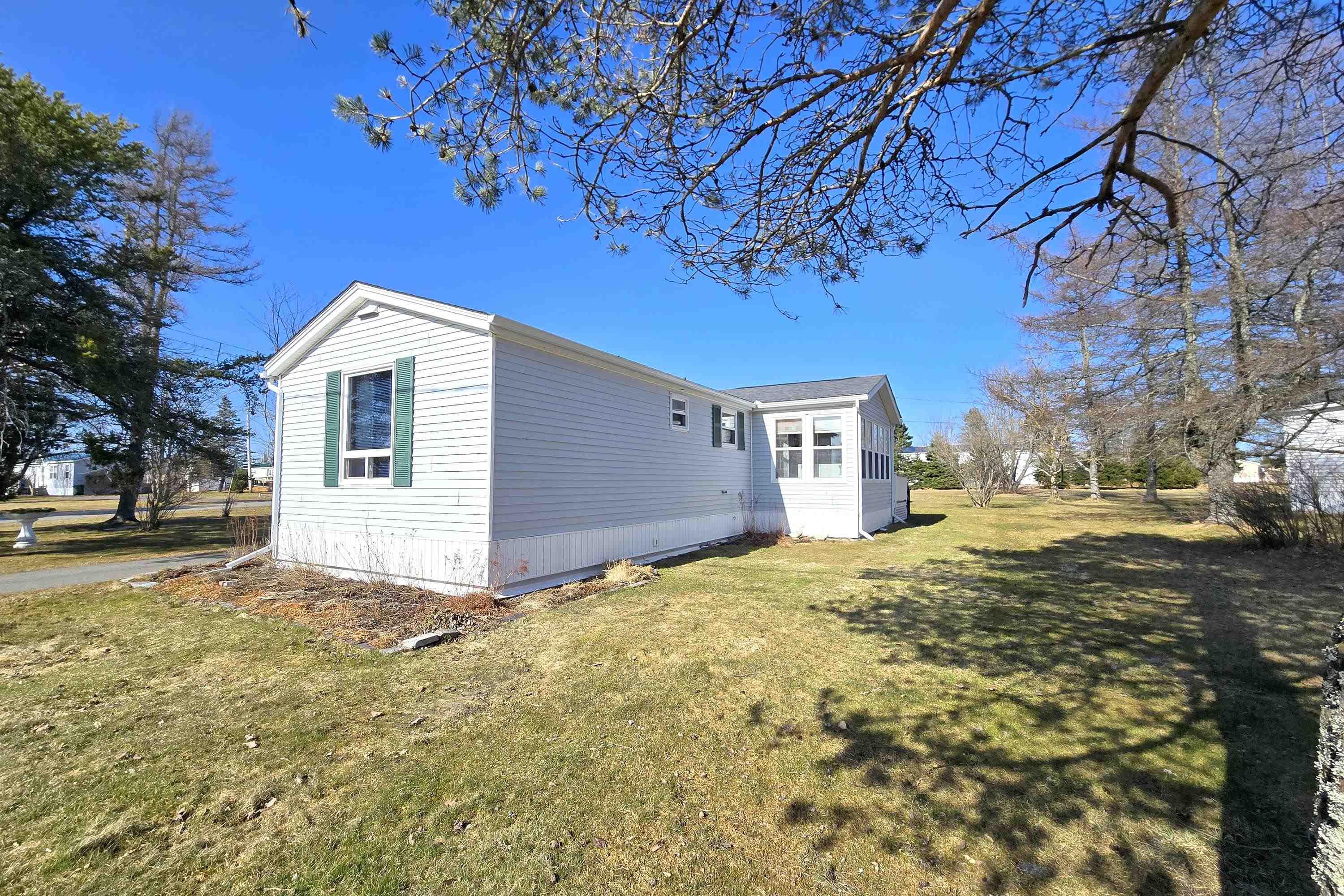 $174,900.00: 2 Lorne Crescent, Amherst